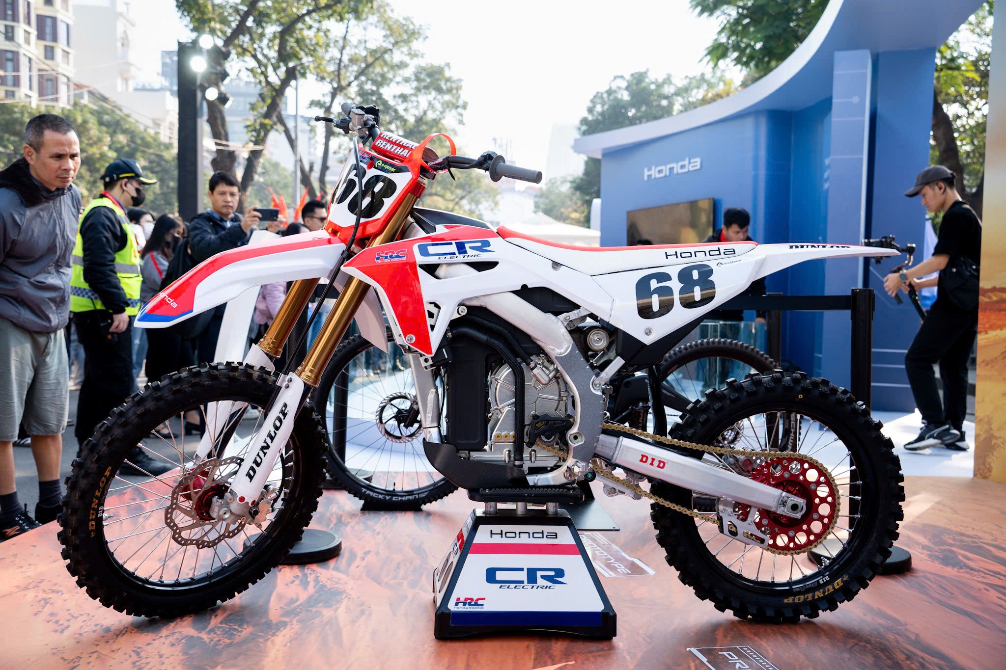 Honda,  cao cao dien anh 1