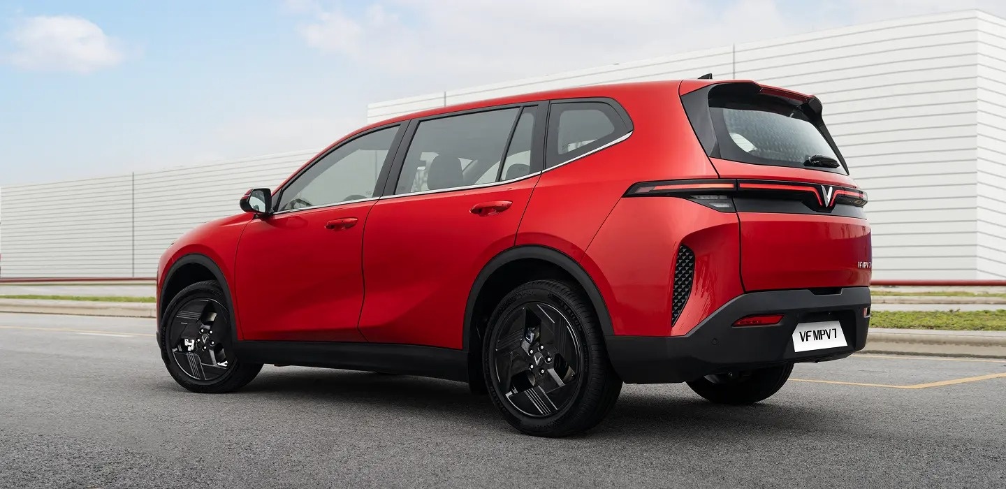 VinFast,  MPV anh 2