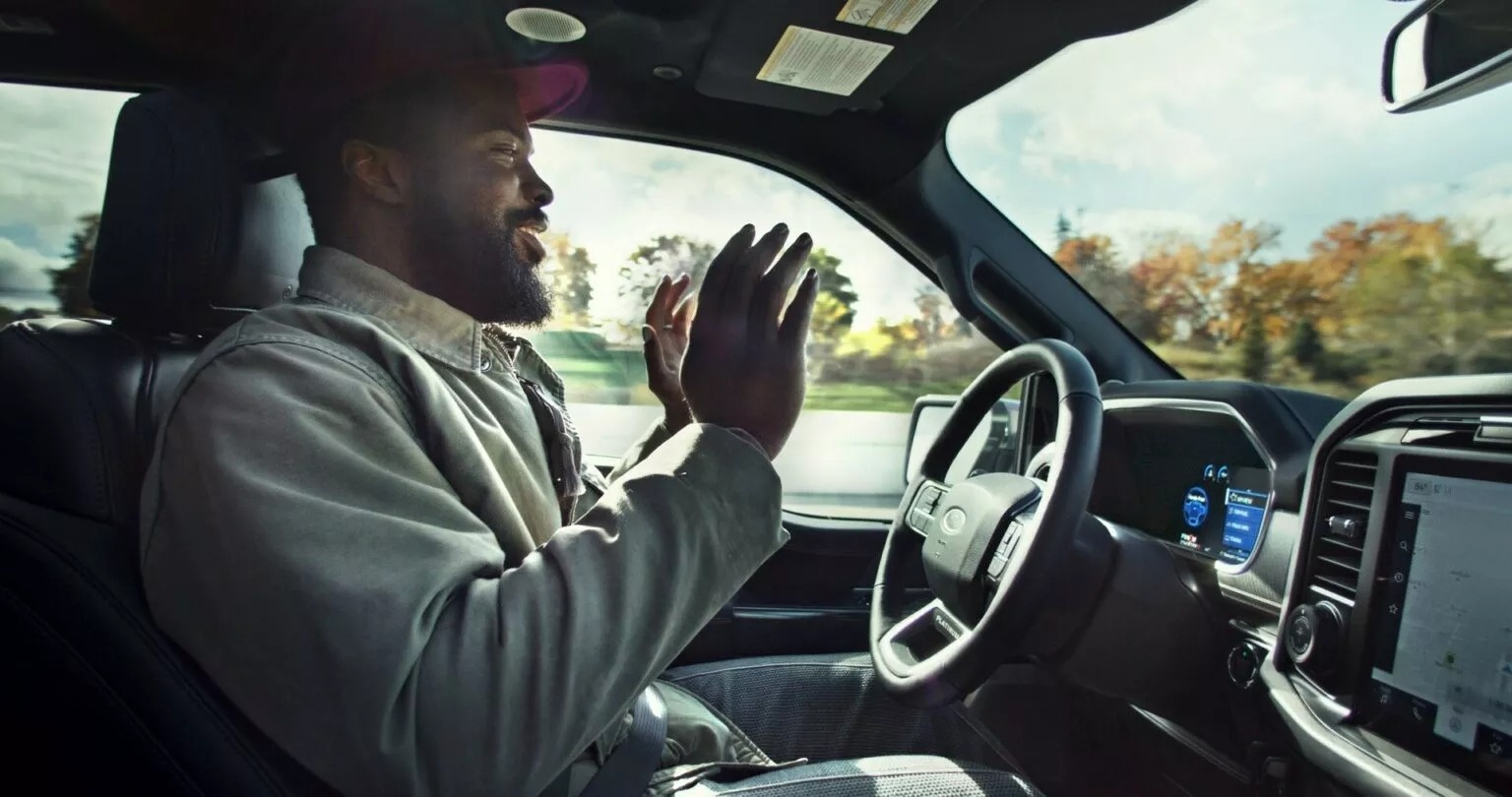 Che do tu lai tren xe - hien dai hay 'hai dien'? hinh anh