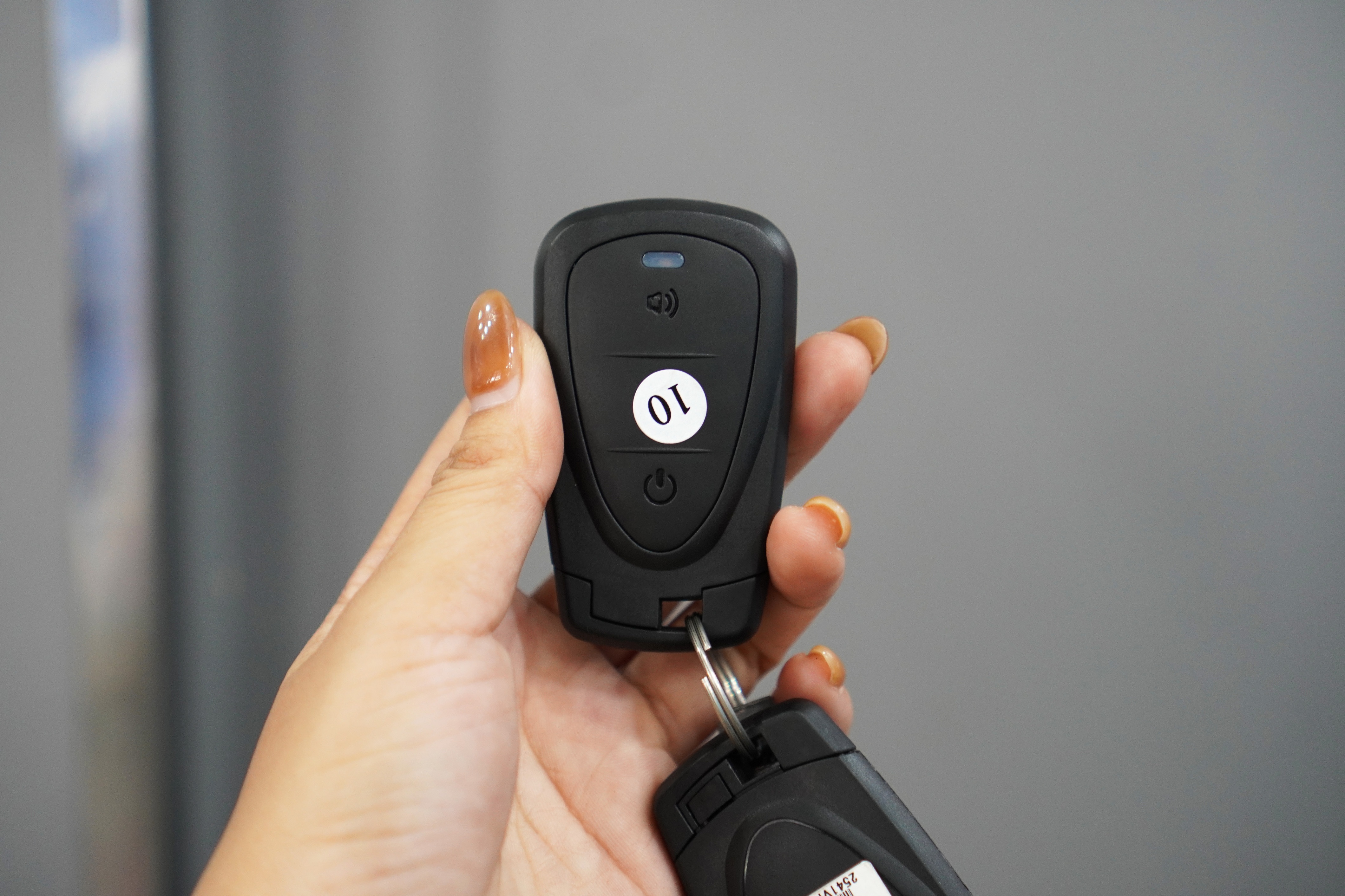 xe may dien,  VinFast anh 9