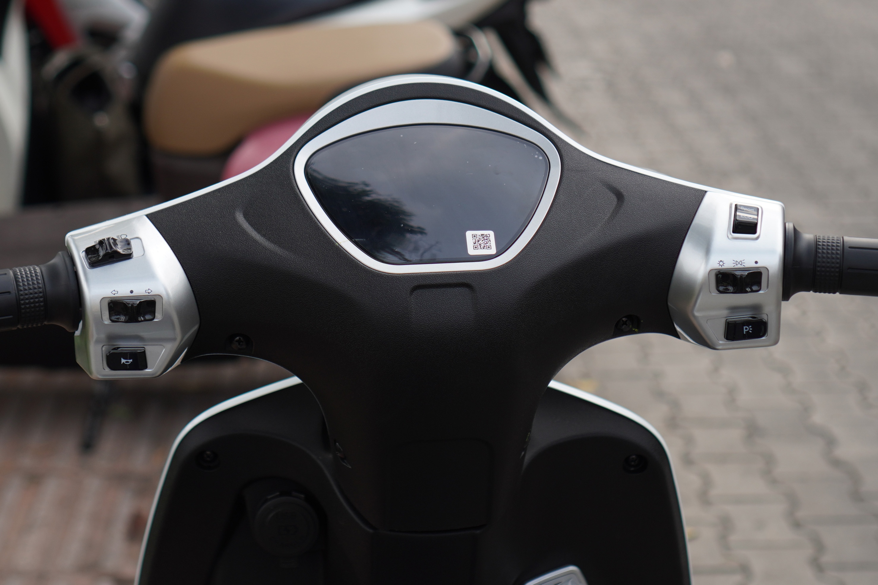 VinFast,  xe may dien anh 5