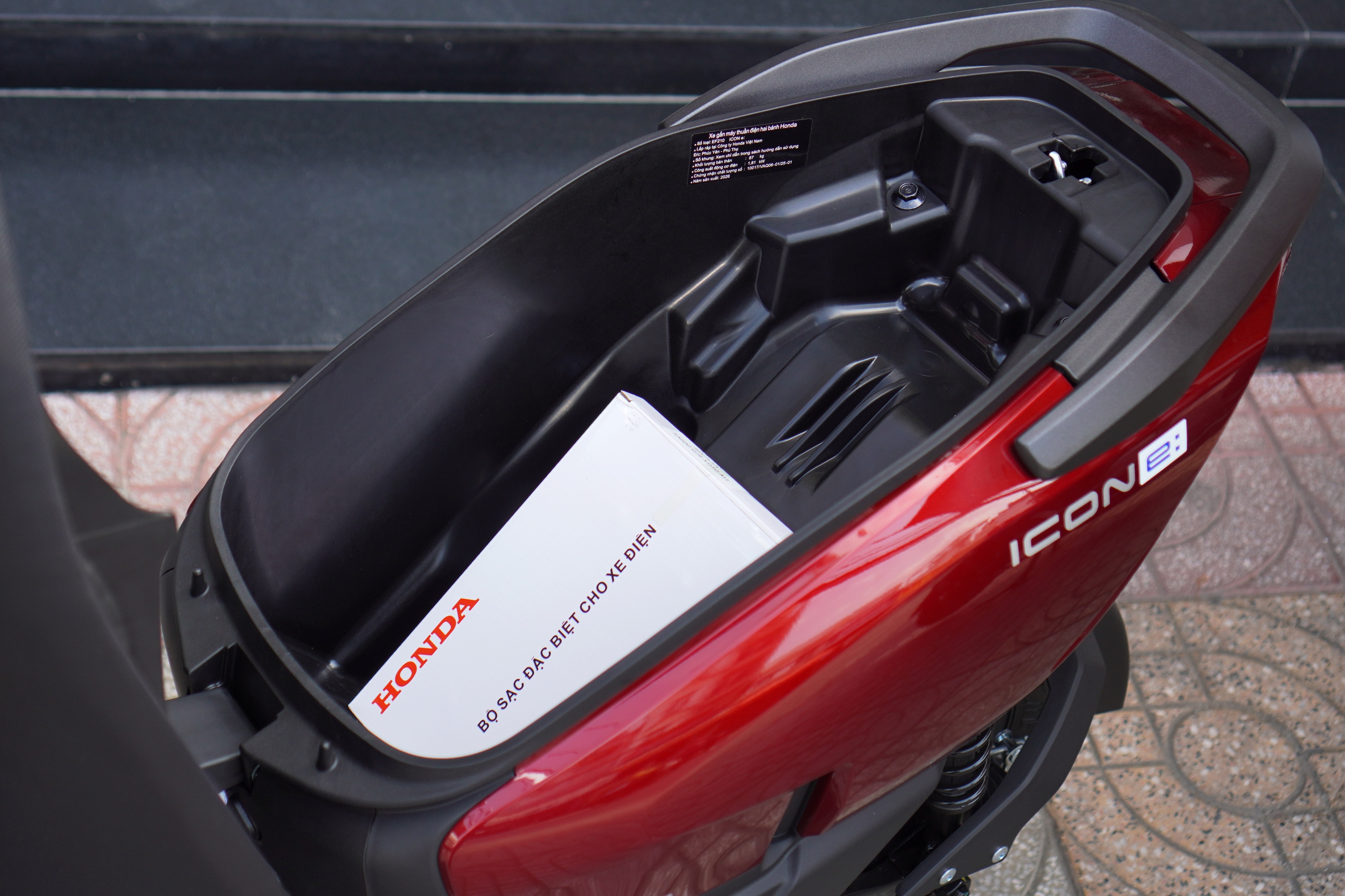 Honda,  xe may dien anh 2