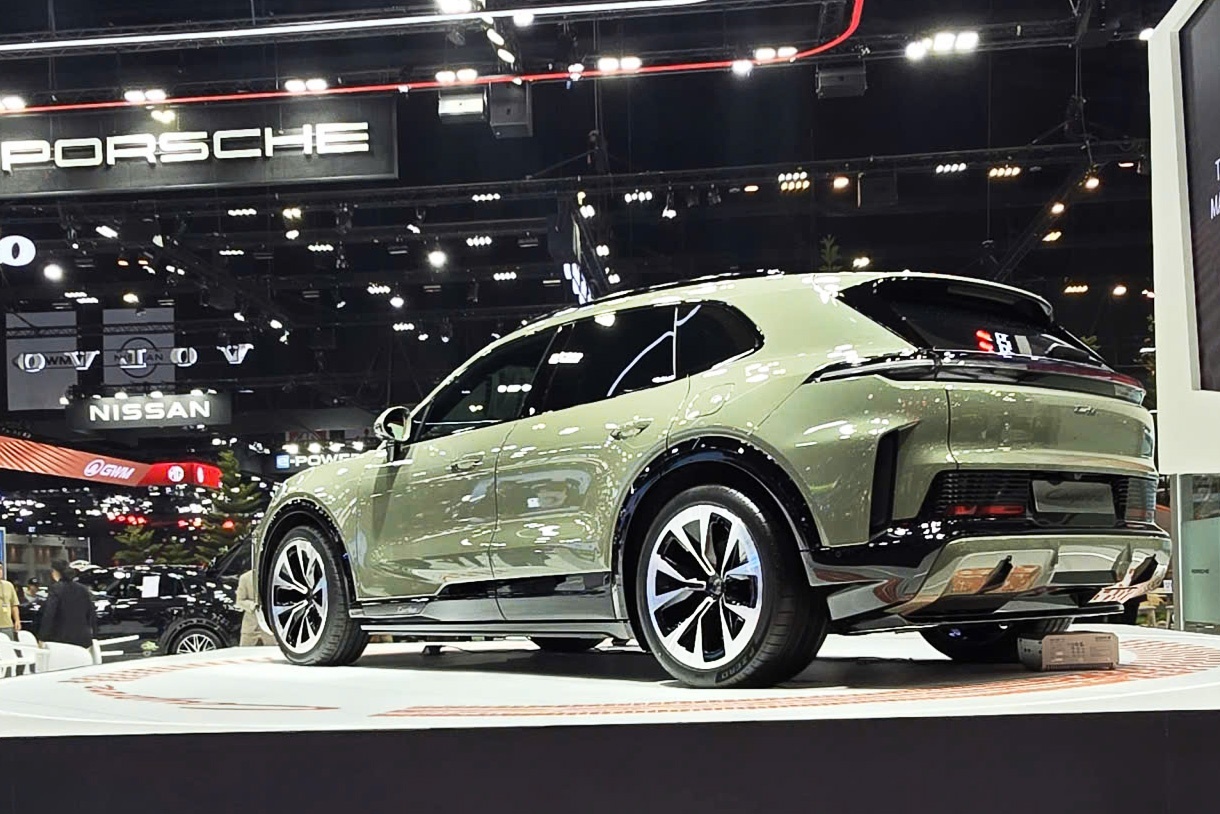 Porsche,  Porsche Cayenne anh 5