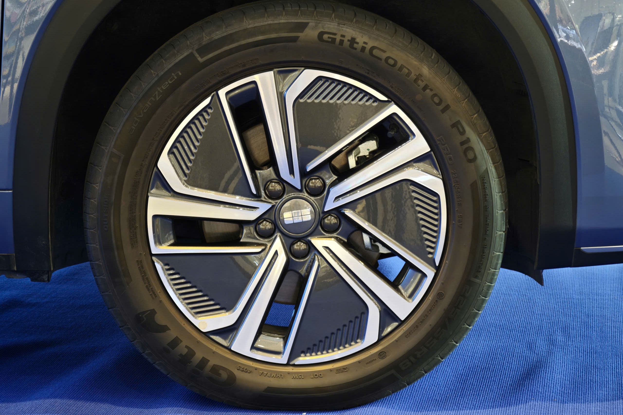 Geely,  Geely EX5 anh 4