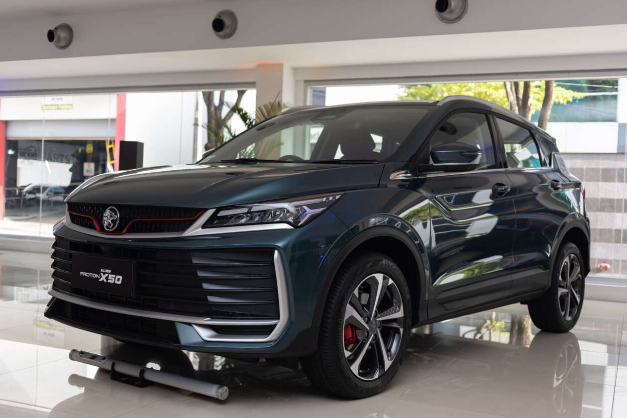 Geely Coolray facelift ra mat, se den Viet Nam? hinh anh