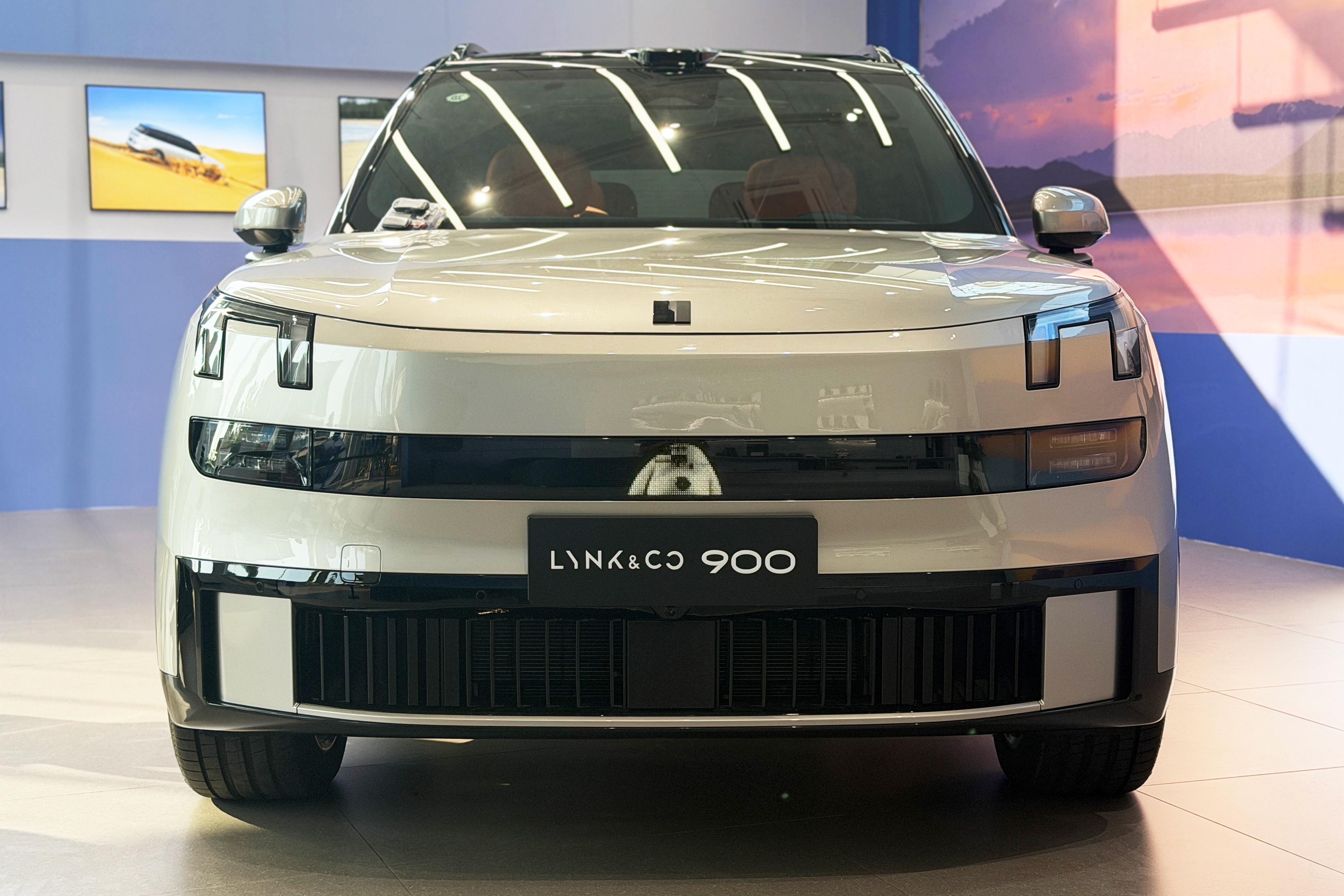 Lynk & Co anh 4