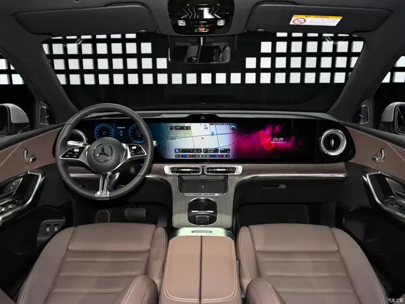 Mercedes-Benz,  GLC anh 2