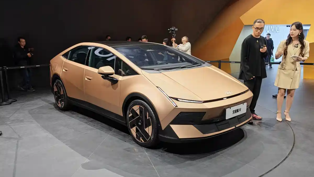 Hyundai gioi thieu xe dien la hinh anh