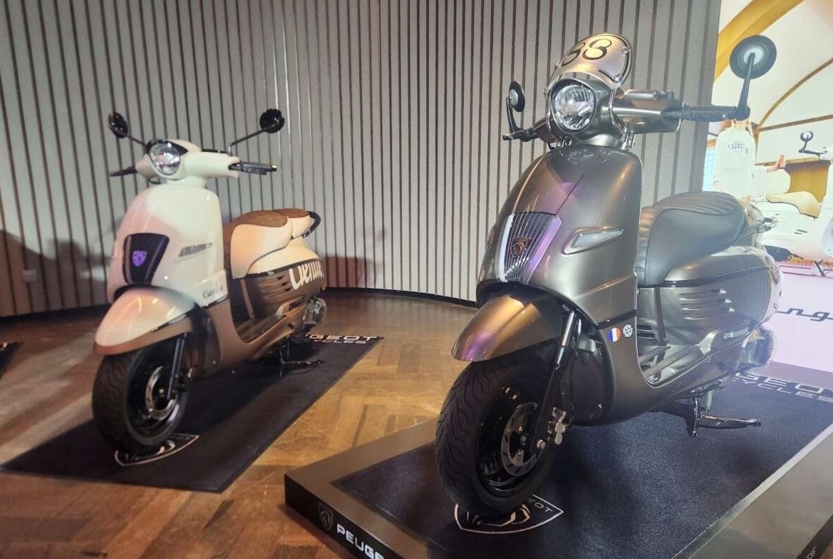 Xe tay ga Peugeot ra mat tai Malaysia, du phan khuc tu re den dat hinh anh