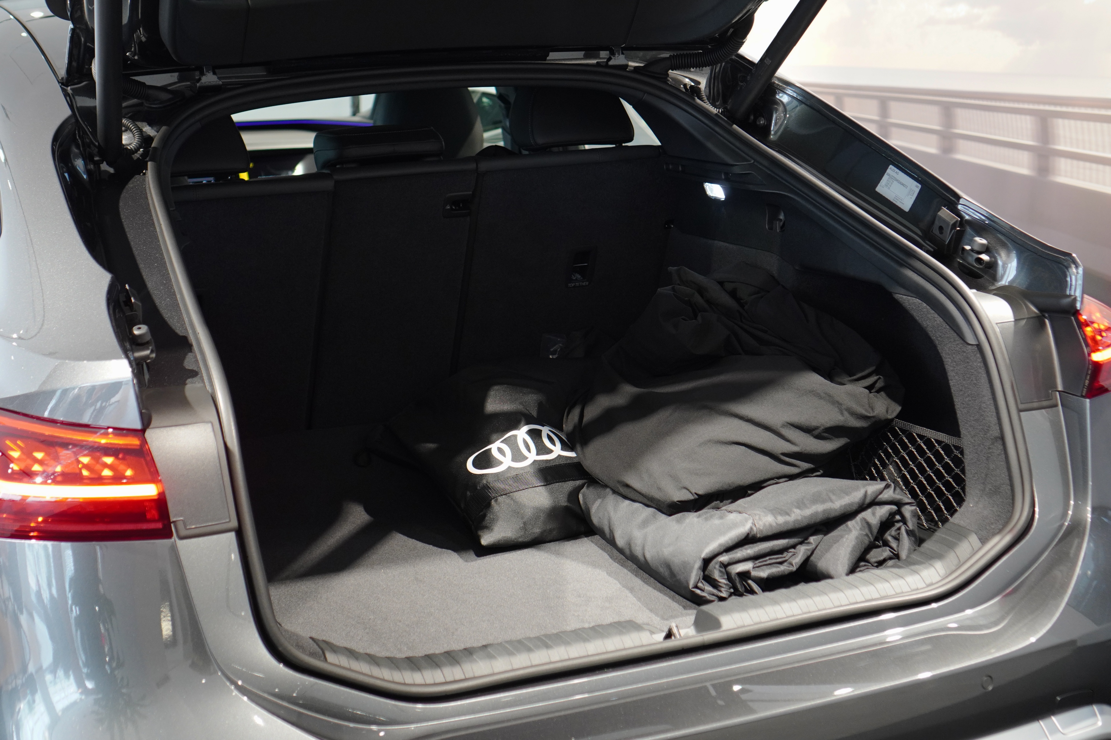 Audi,  S6 anh 18