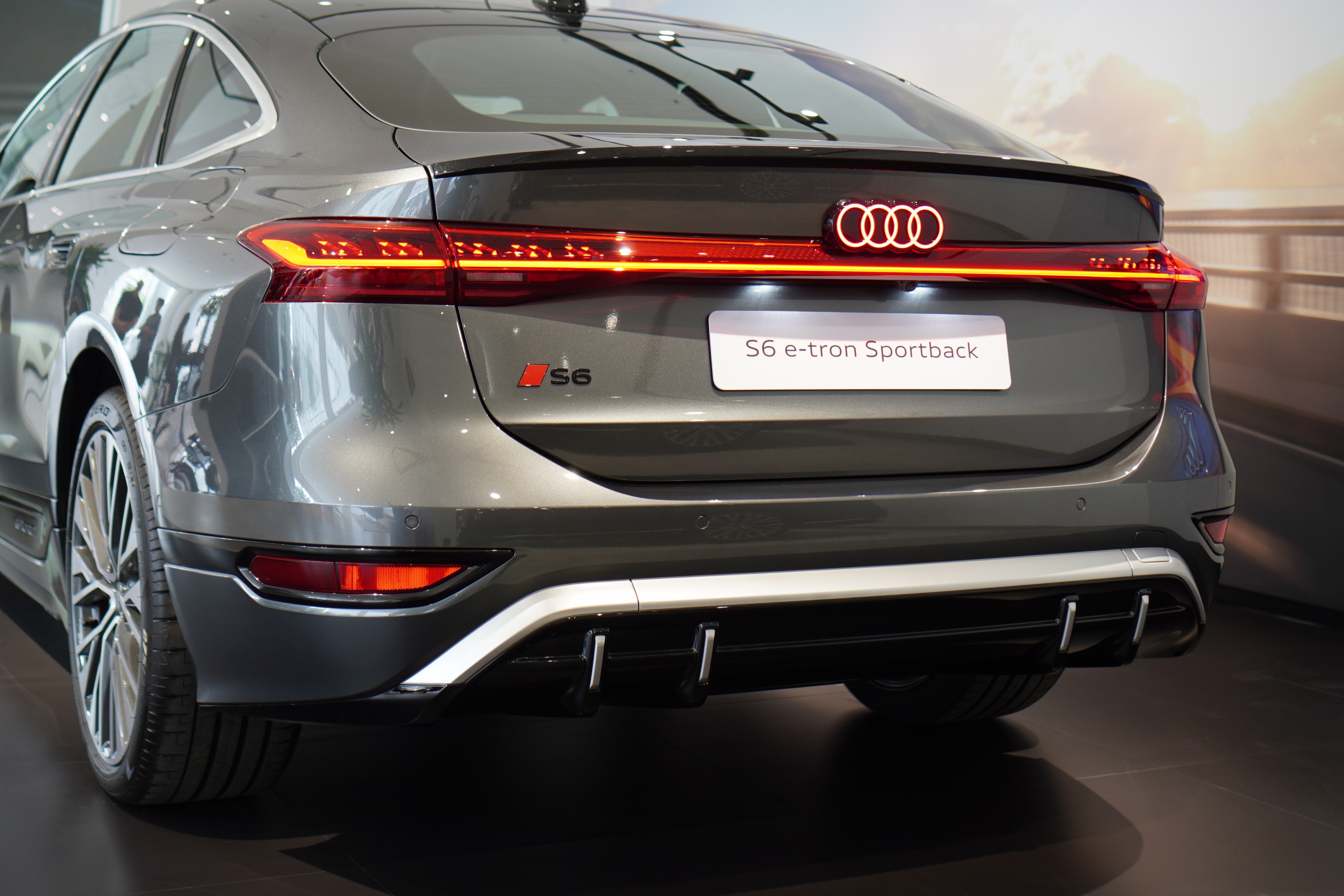 Audi,  S6 anh 8