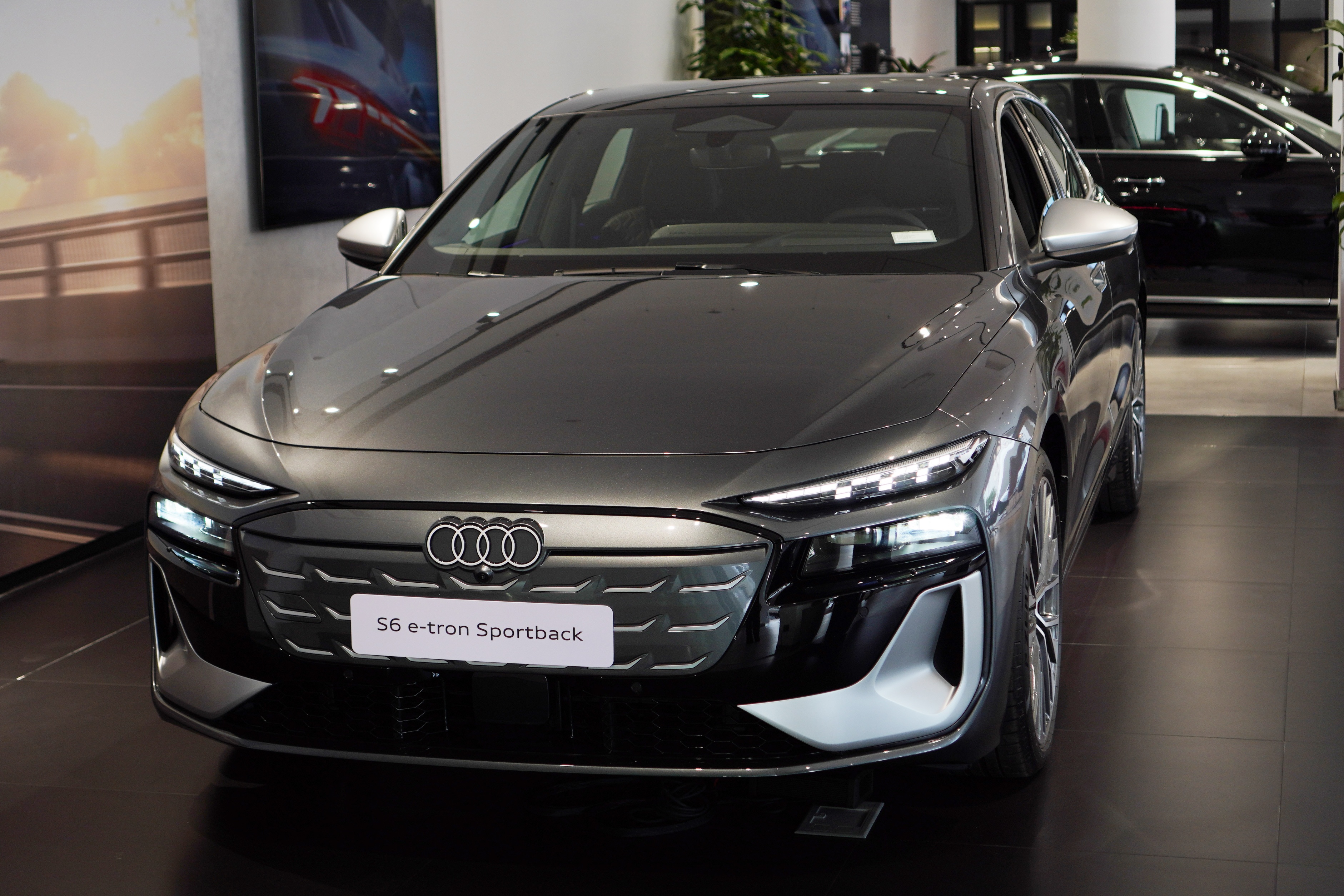 Audi,  S6 anh 19