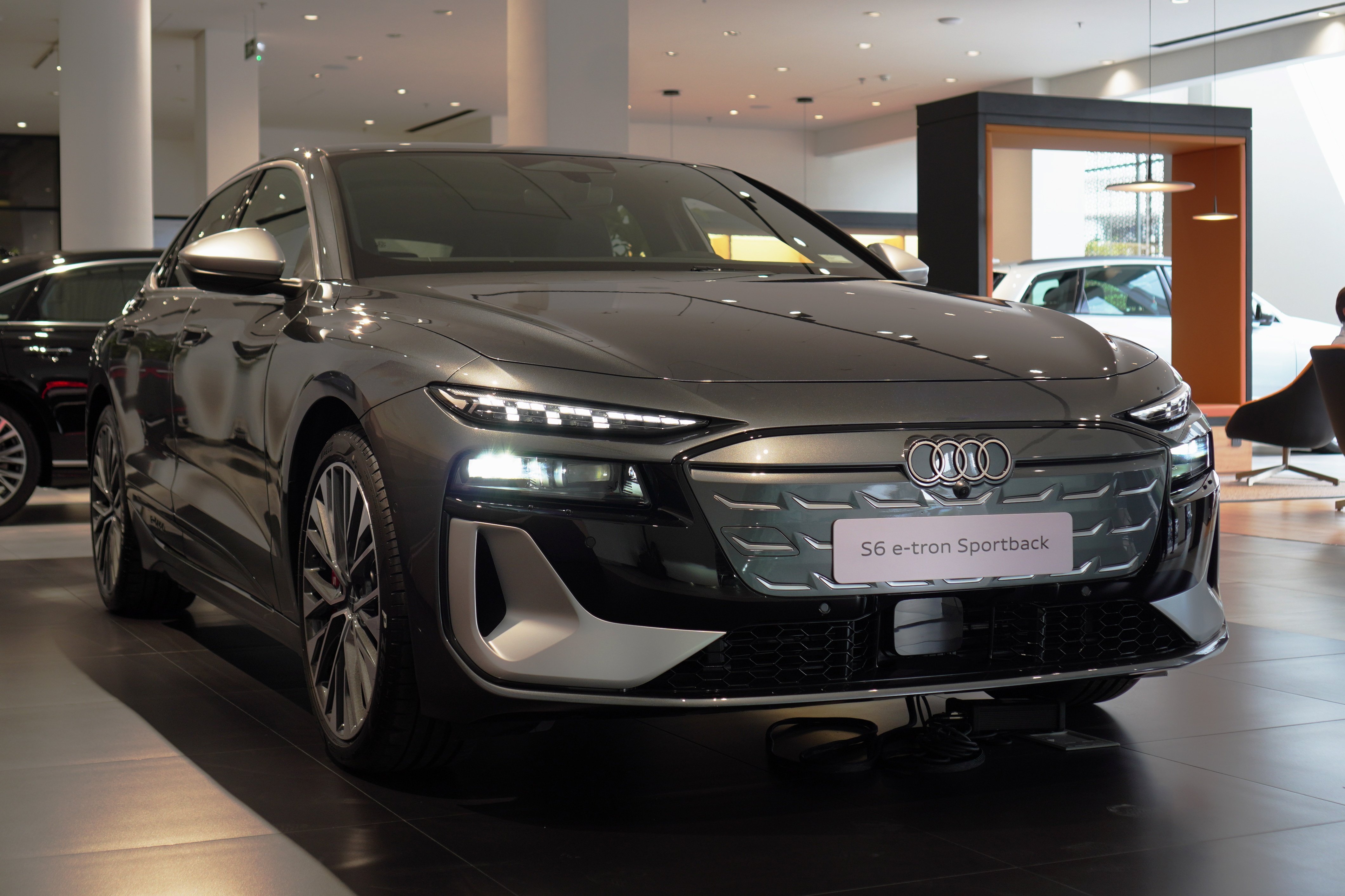 Audi,  S6 anh 1