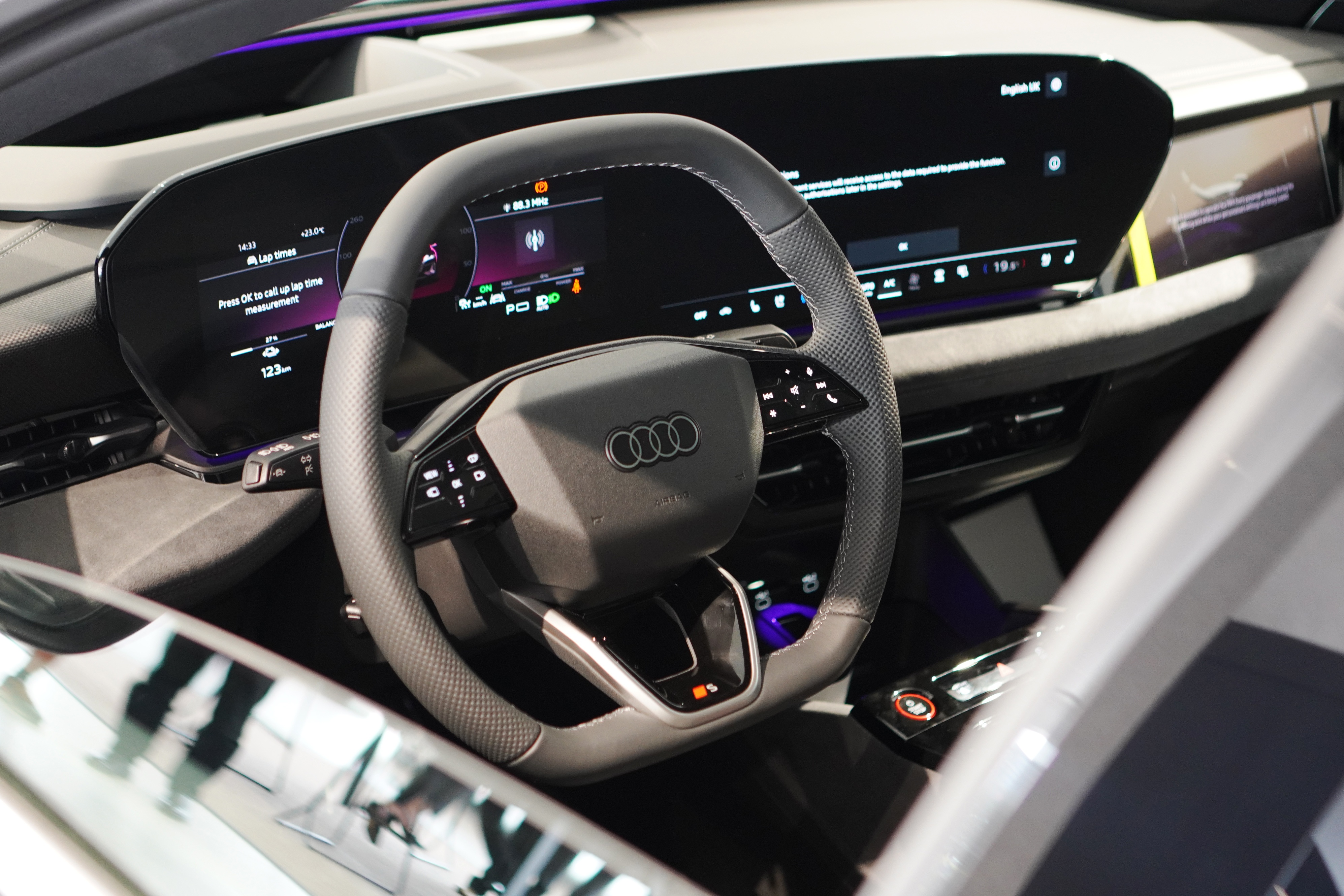 Audi,  S6 anh 9