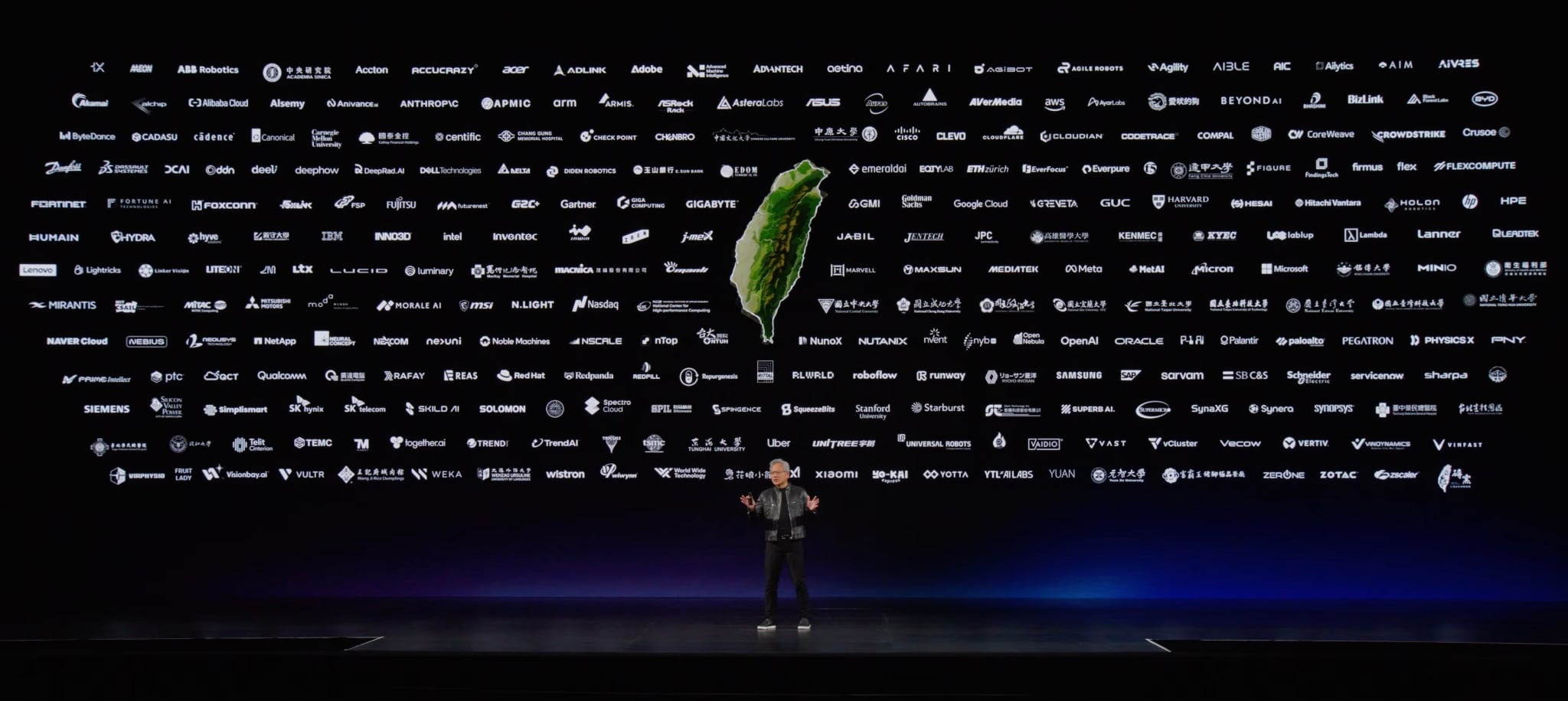 VinFast 'bat tay' Nvidia, sap co taxi tu lai cap do 4 tai Dong Nam A hinh anh