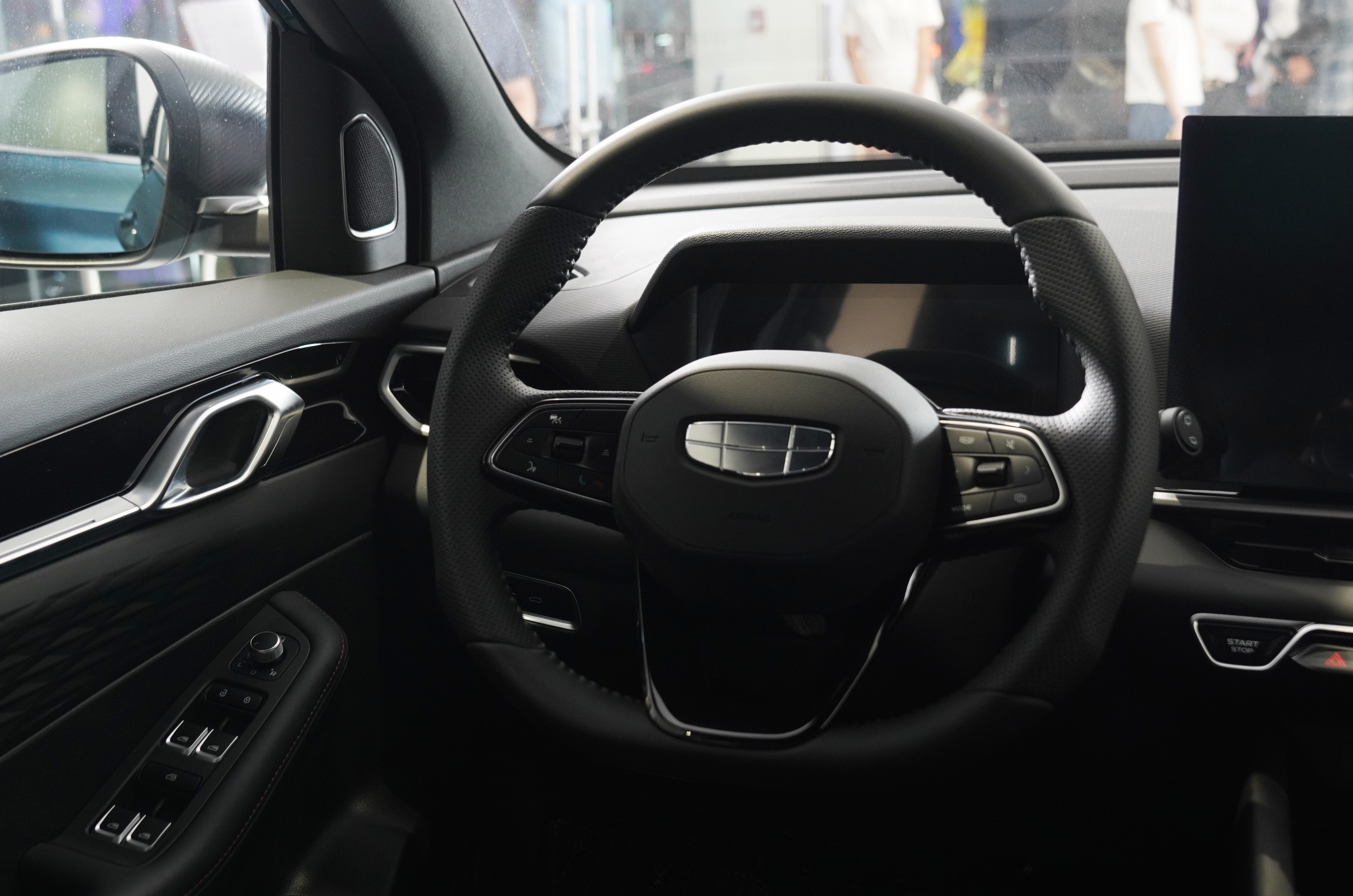 Geely,  Geely Coolray anh 9