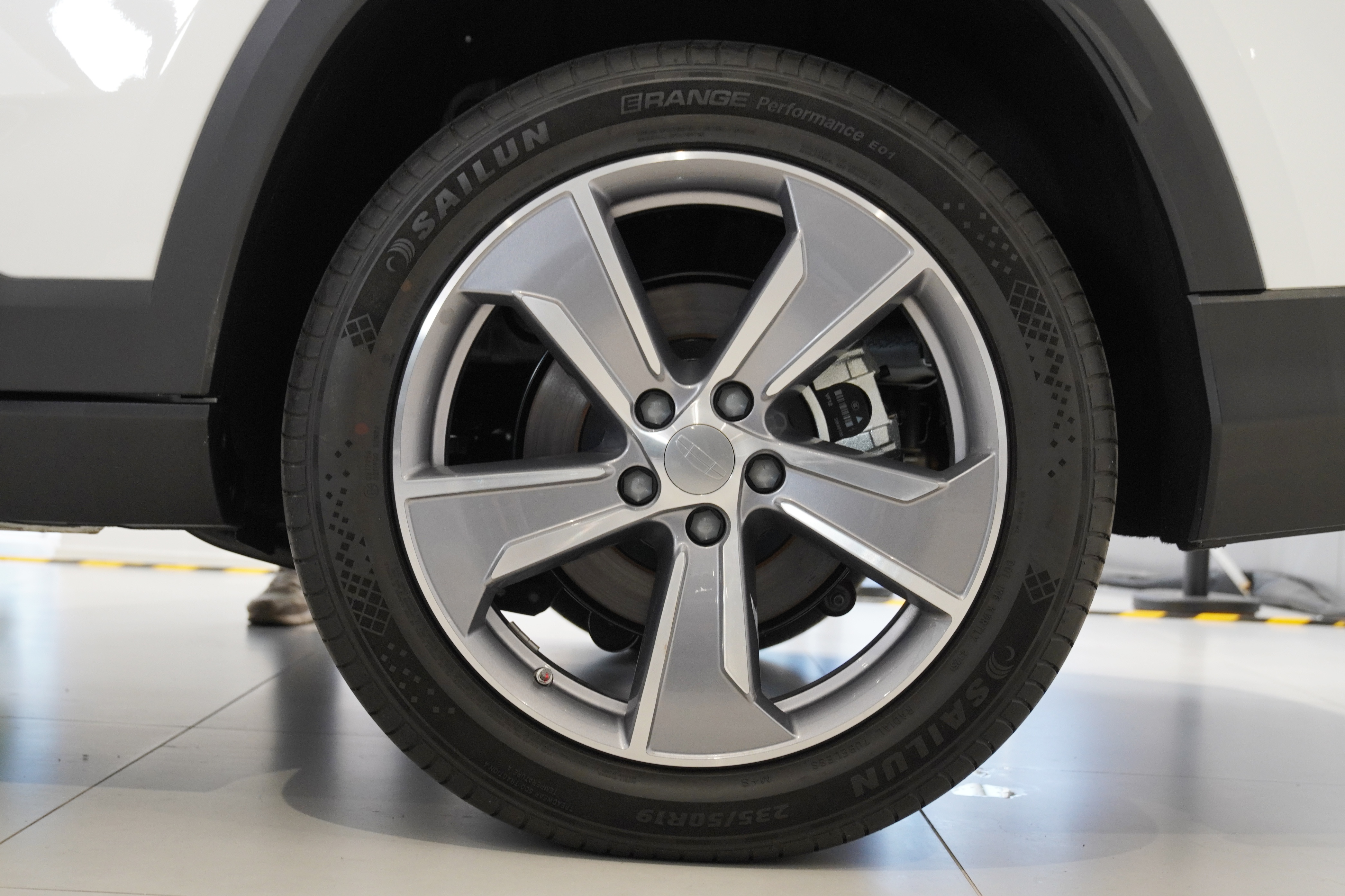 Geely anh 3