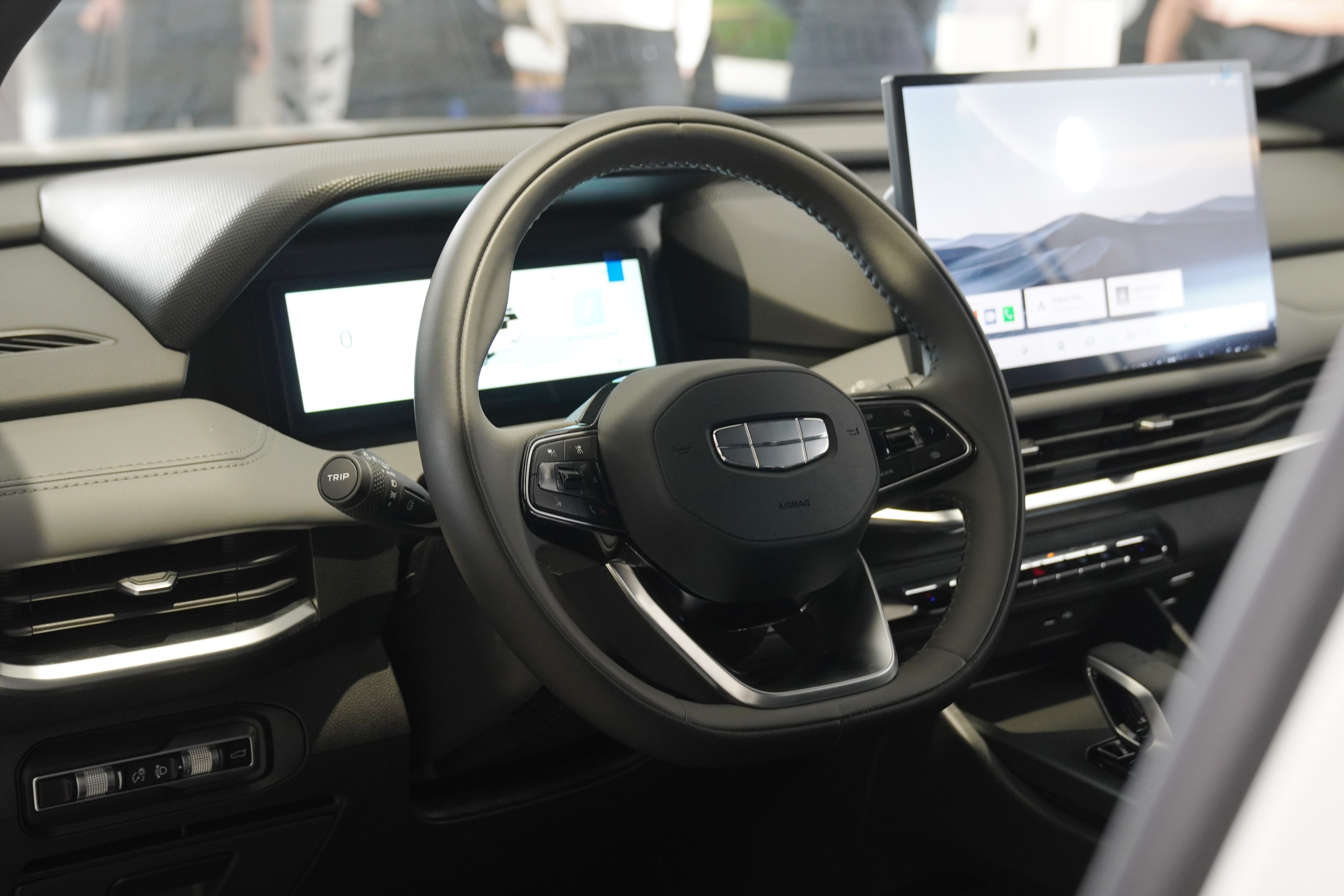 Geely anh 6