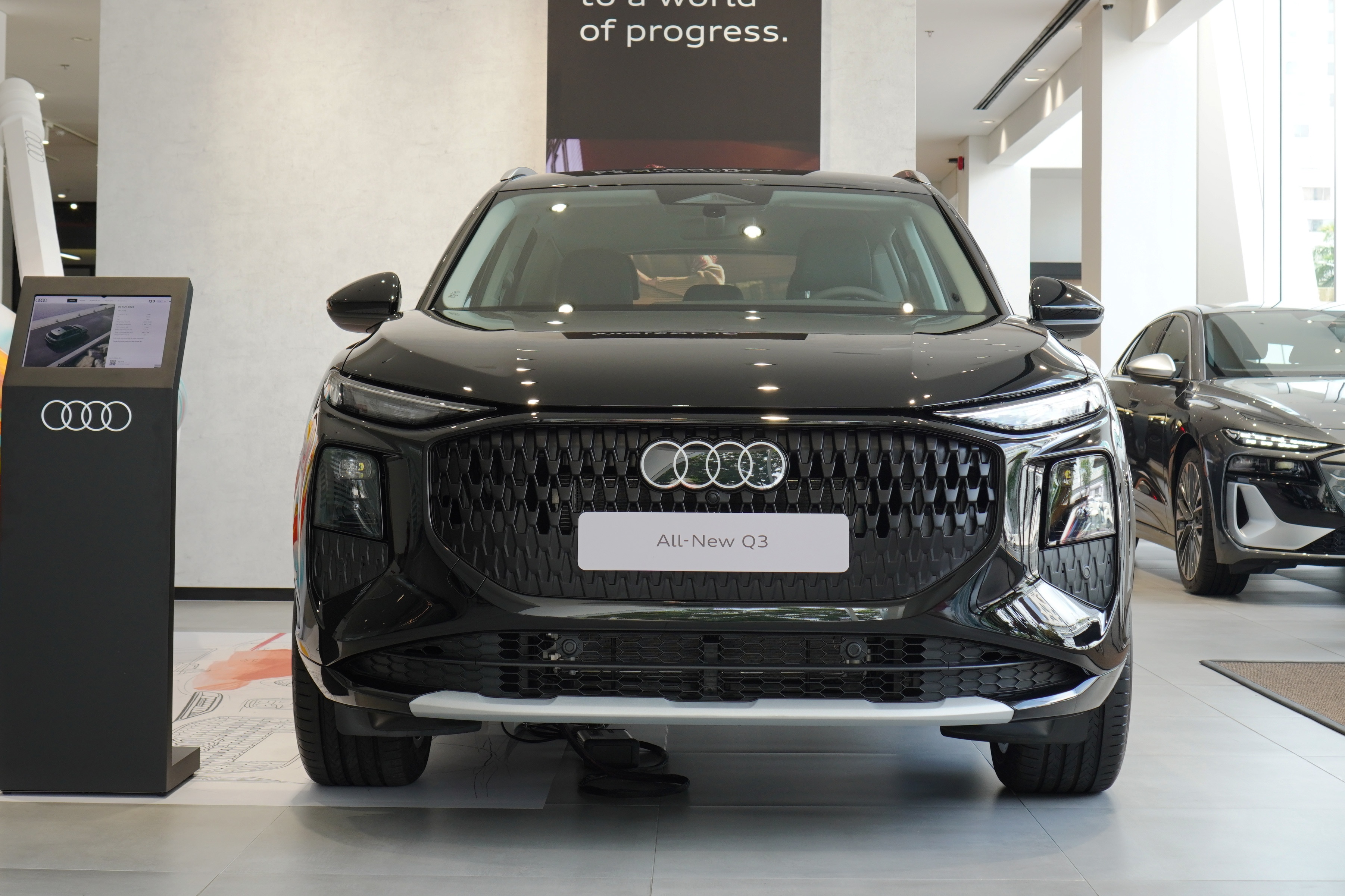 Audi,  Audi Q3 anh 3