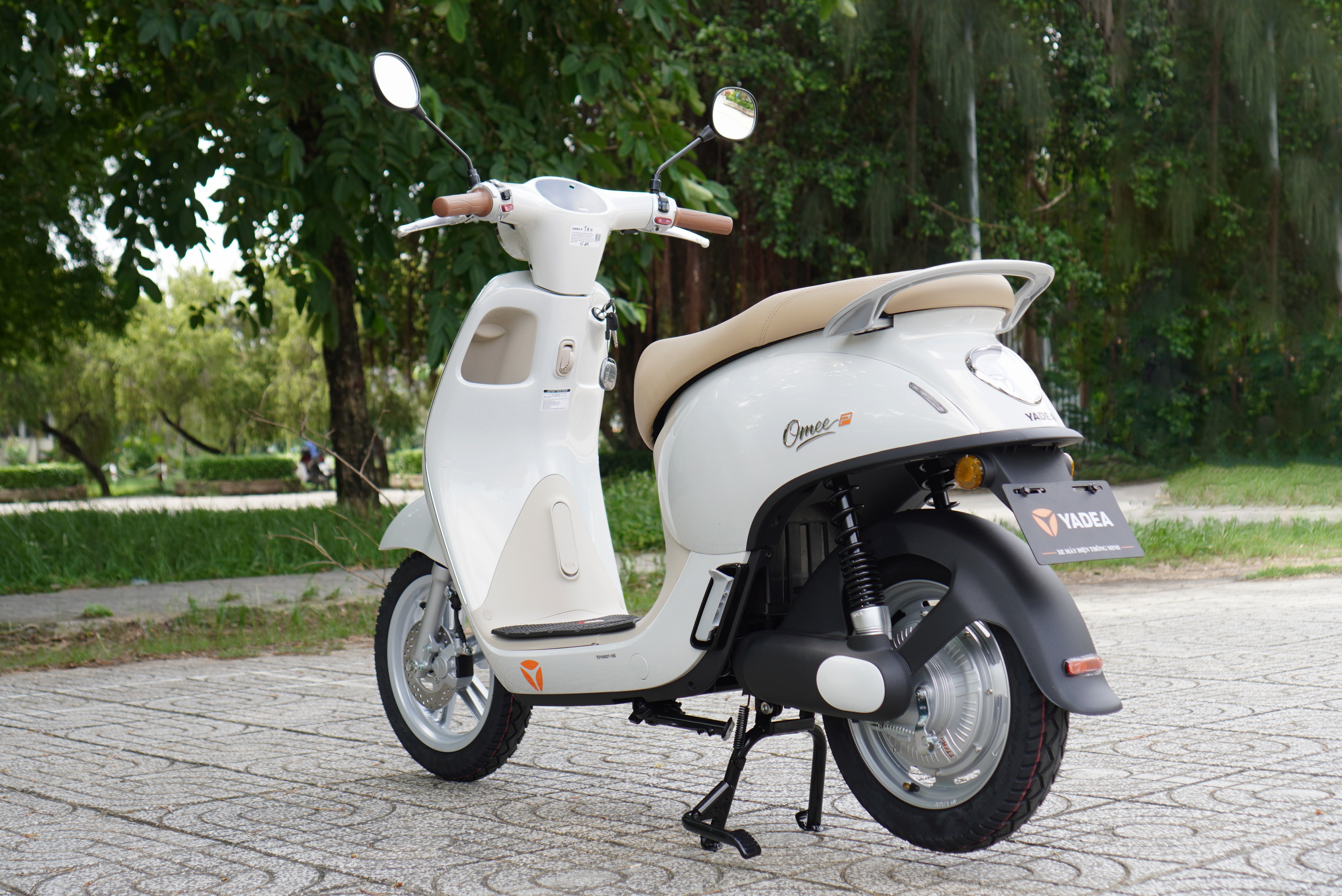 Yadea,  xe m&aacute;y điện  ảnh 4