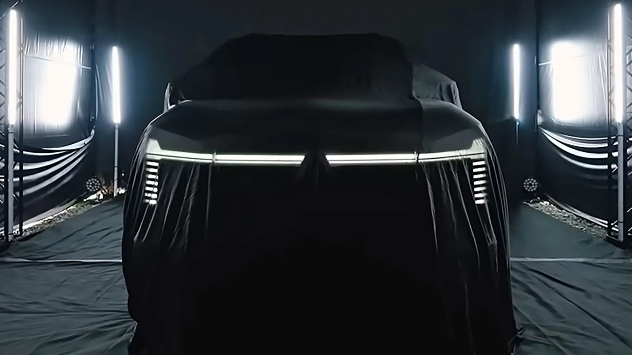 Mitsubishi vén màn Pajero thế hệ mới