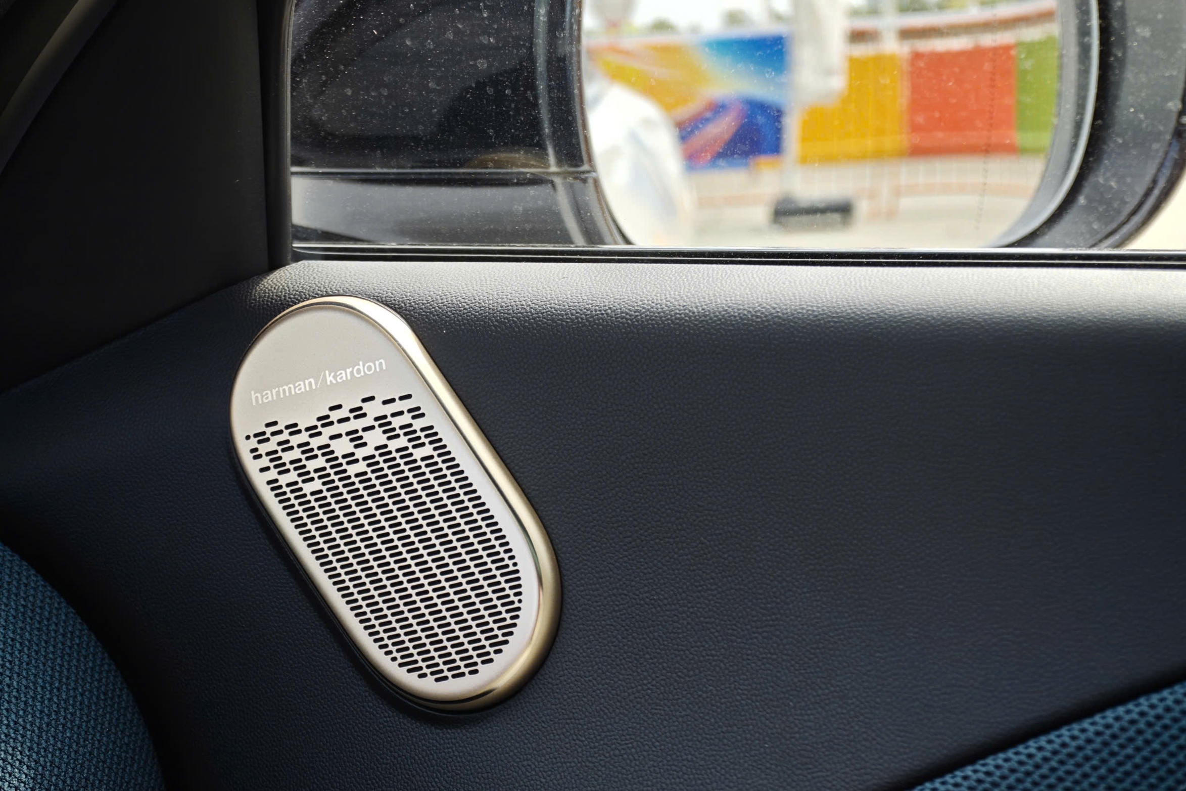 Mini,   ảnh 8