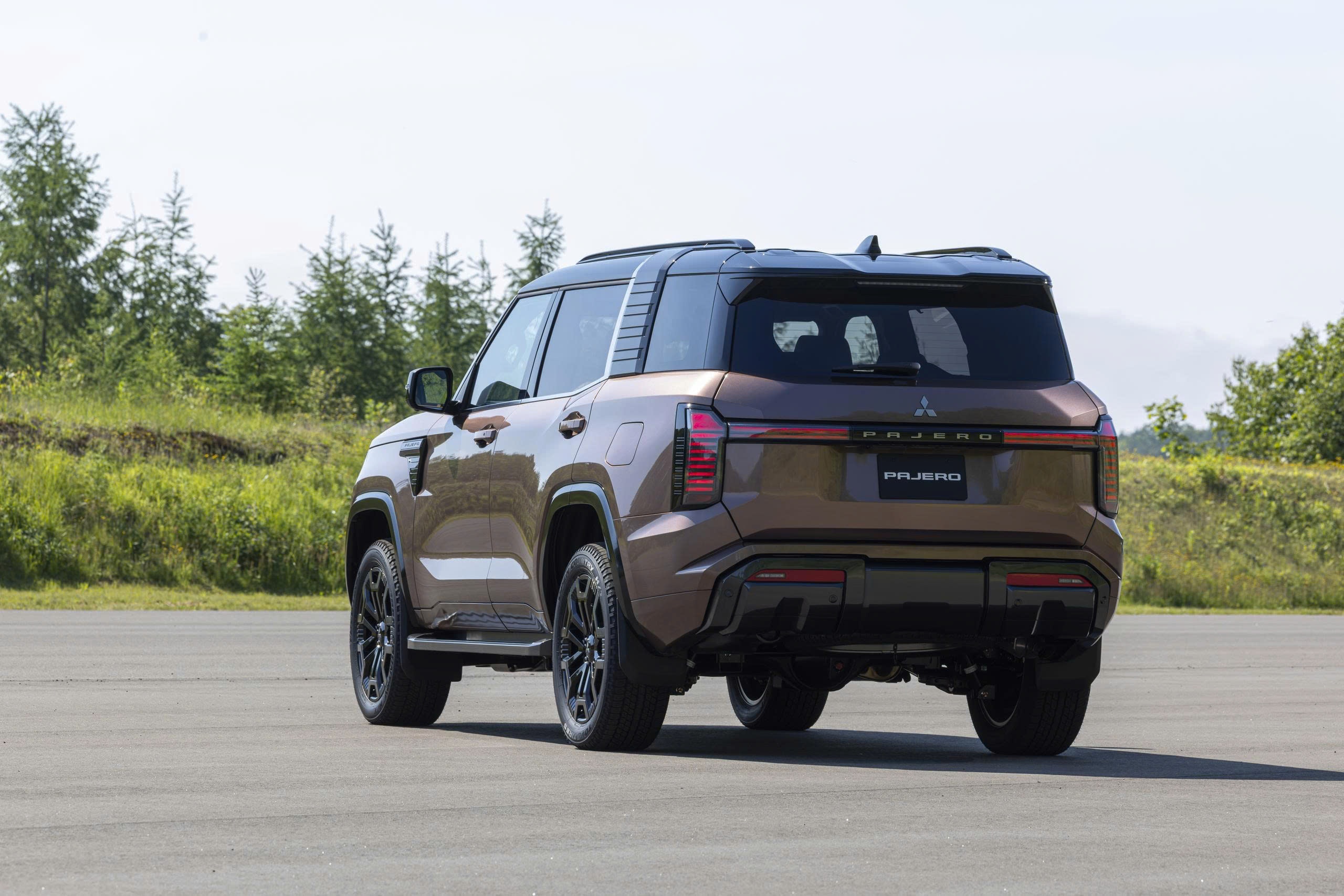 Mitsubishi, Pajero ảnh 10 Mitsubishi, Pajero ảnh 10