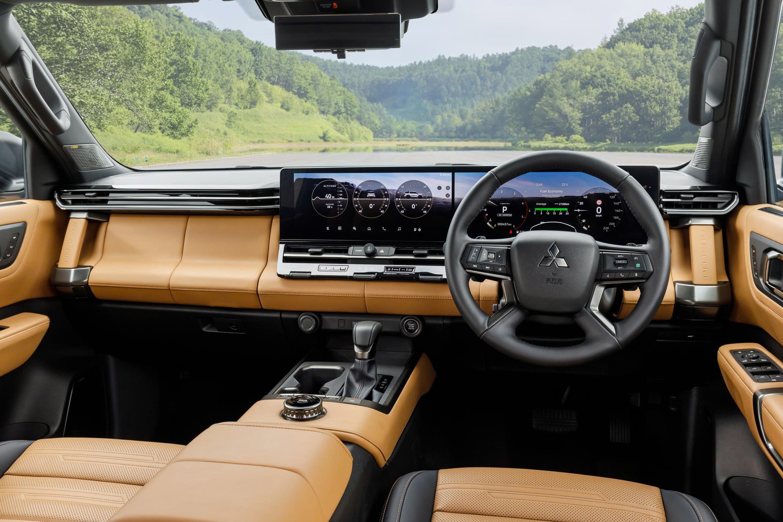 Mitsubishi,  Mitsubishi Pajero ảnh 7
