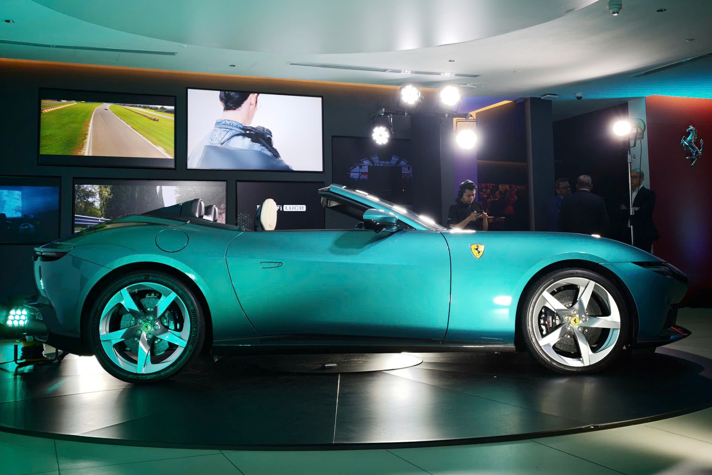 Ferrari,  Amalfi ảnh 2