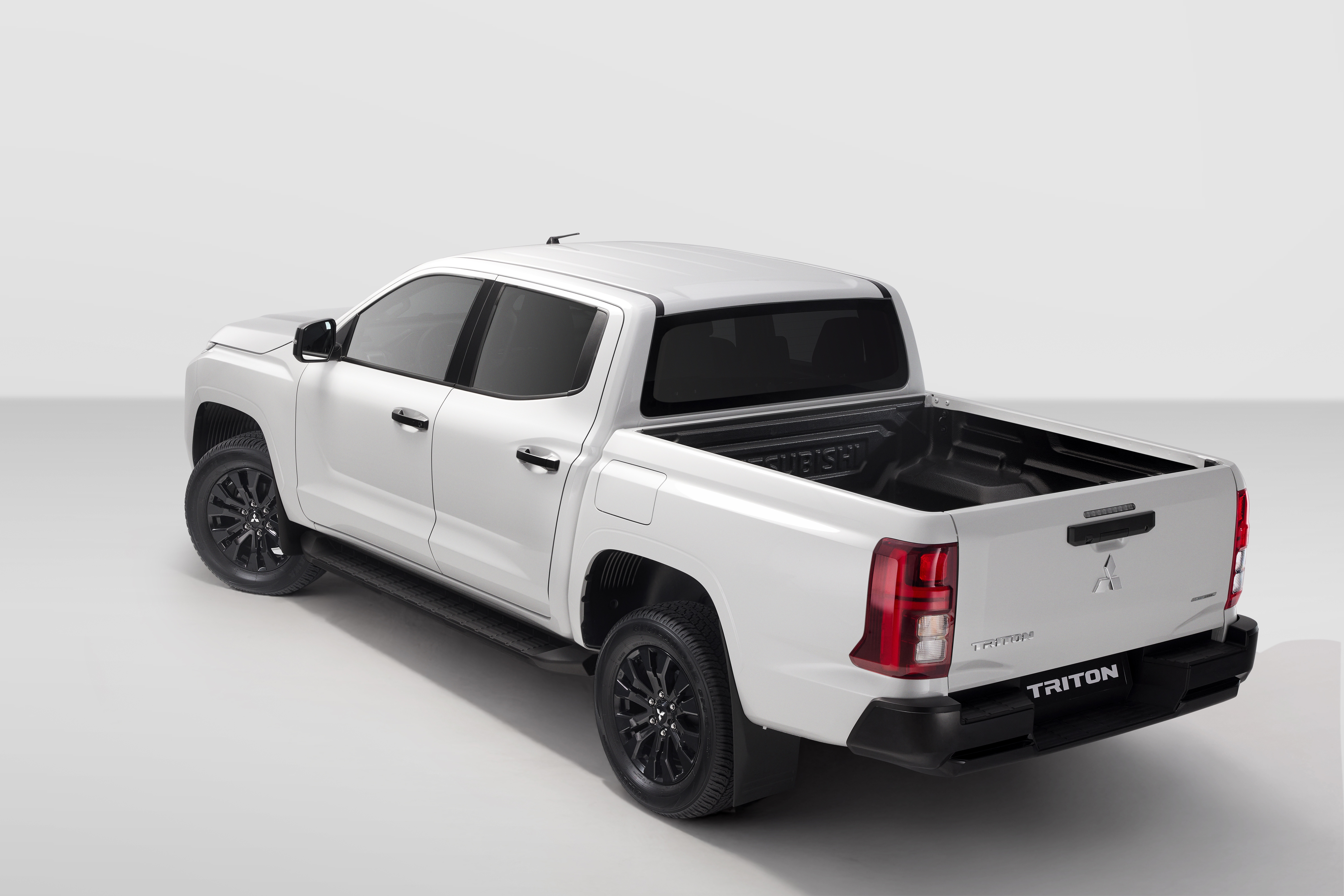 Mitsubishi,  Mitsubishi Triton,  b&aacute;n tải ảnh 1
