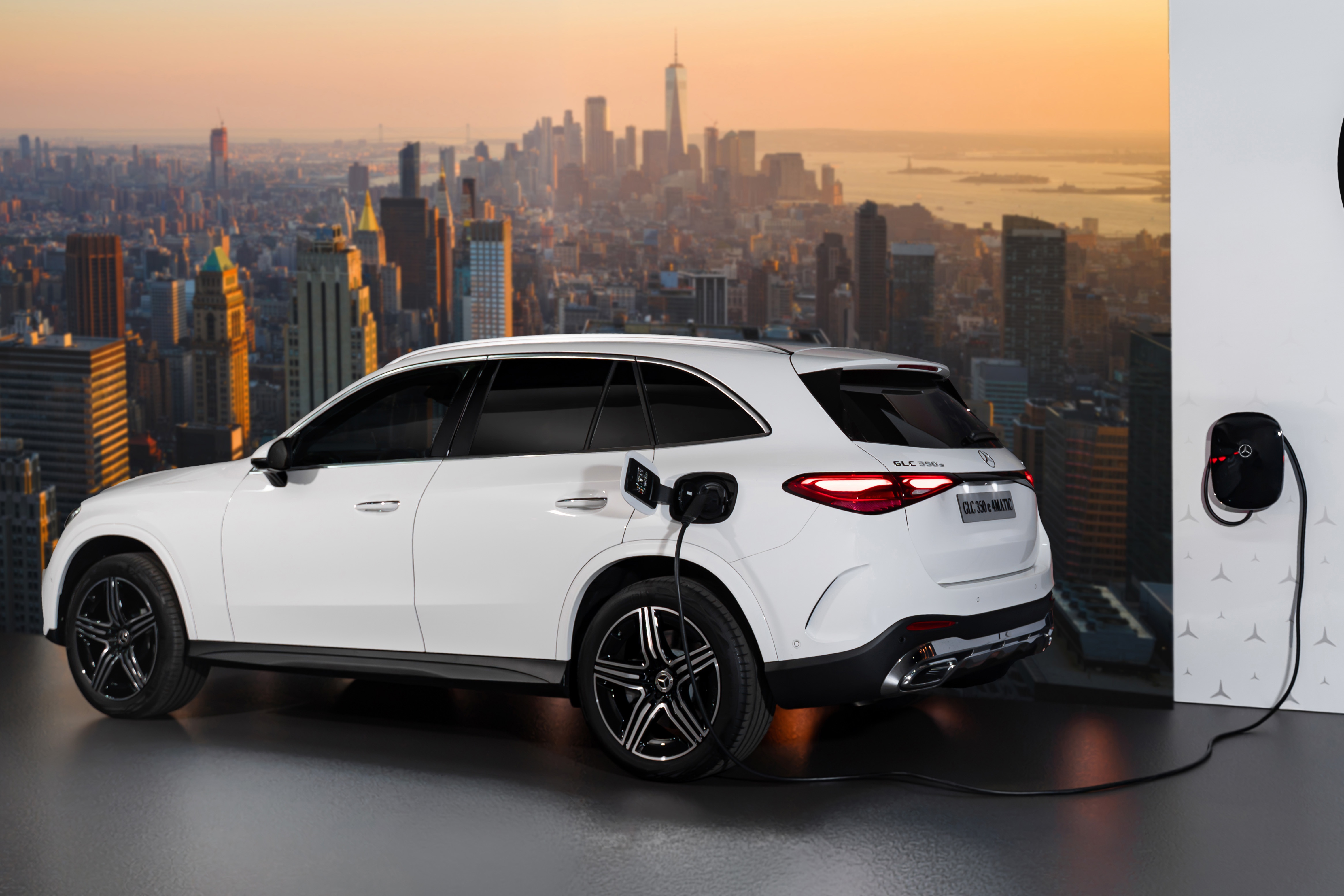 Mercedes-Benz,  GLC ảnh 2
