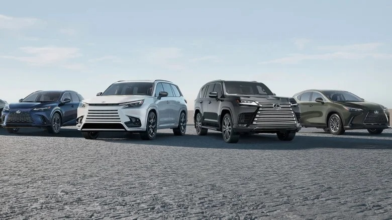 Lexus,  Lexus RX ảnh 2