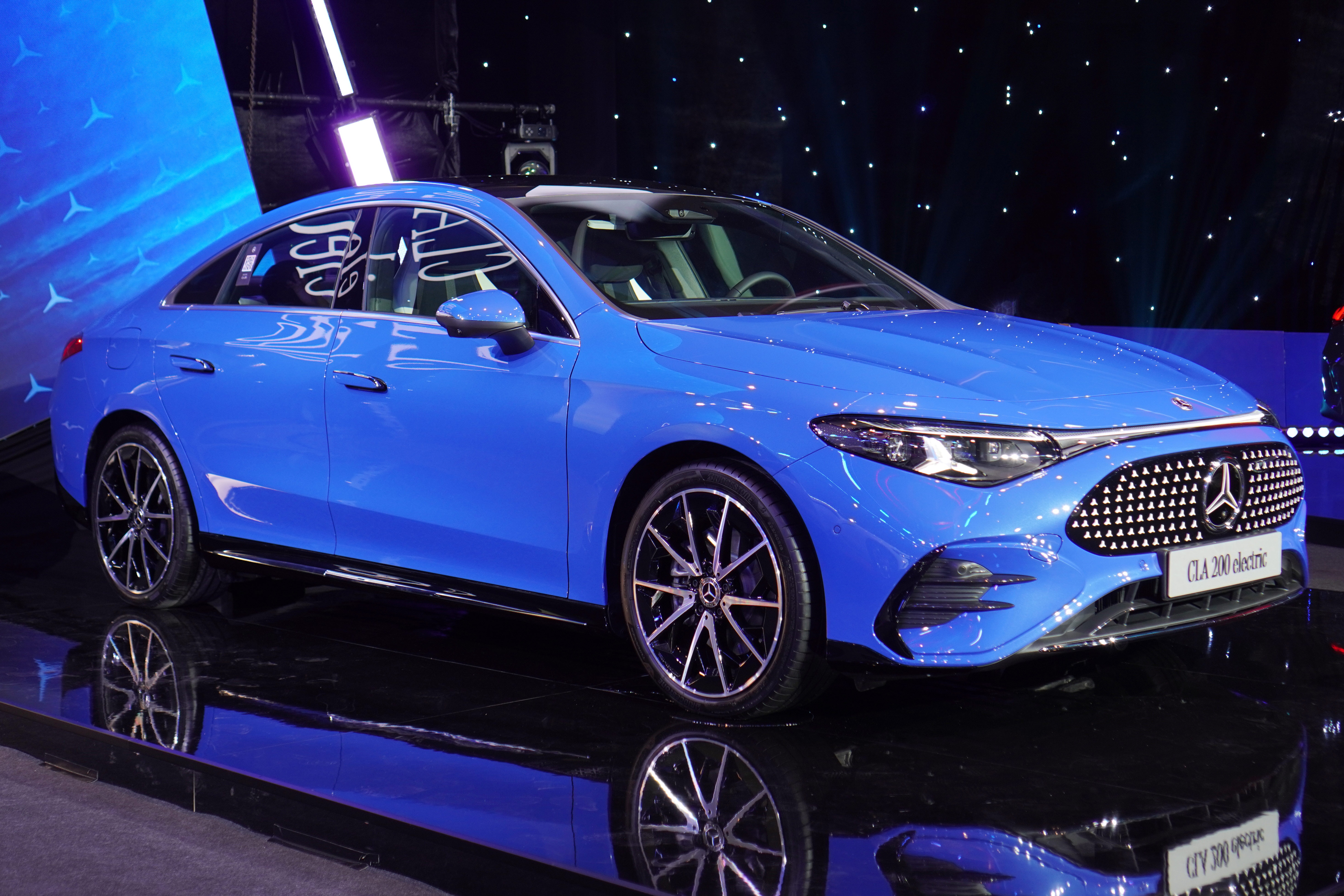 Mercedes-Benz,  CLA 200 ảnh 10