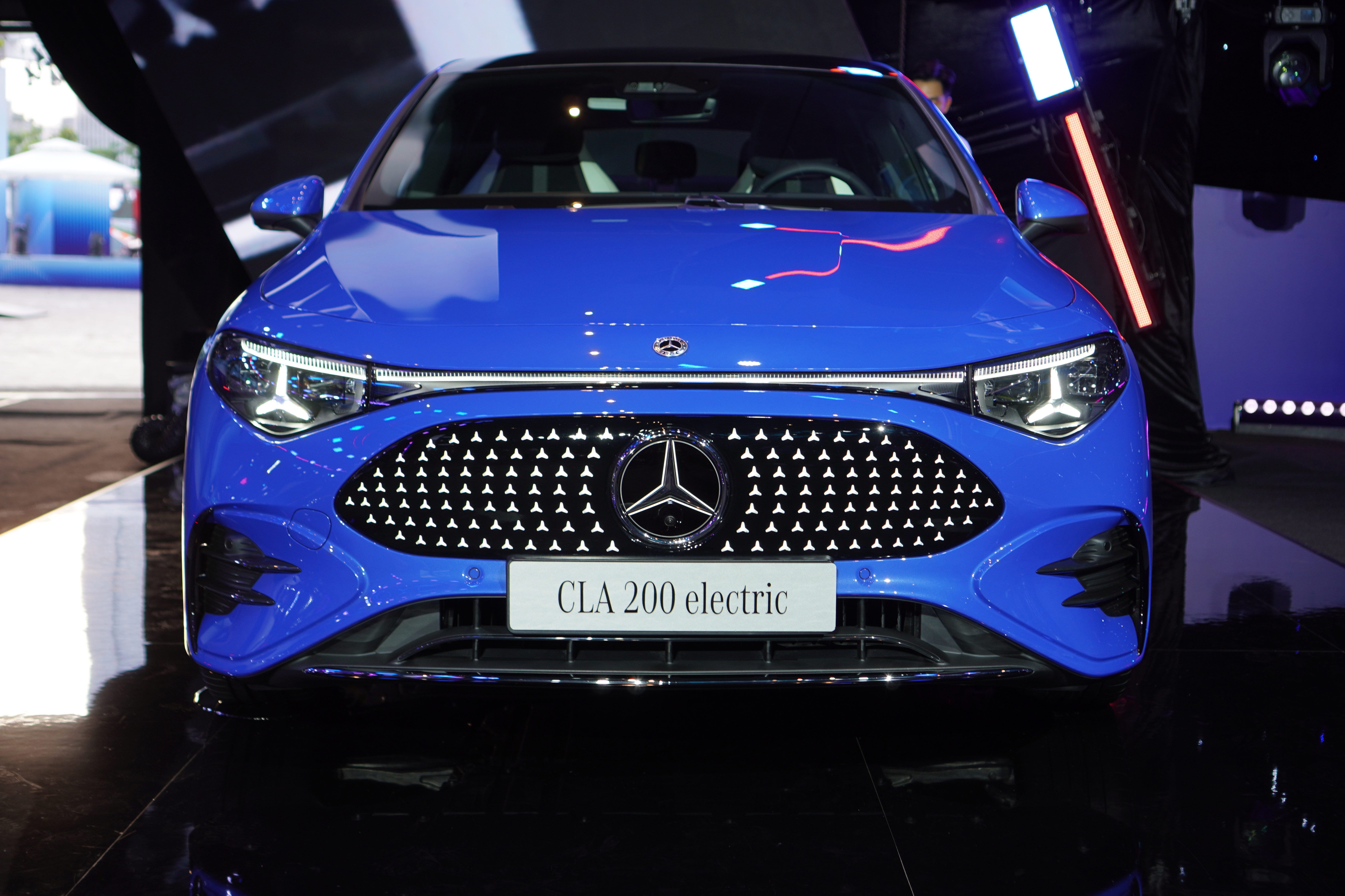Mercedes-Benz,  CLA 200 ảnh 2