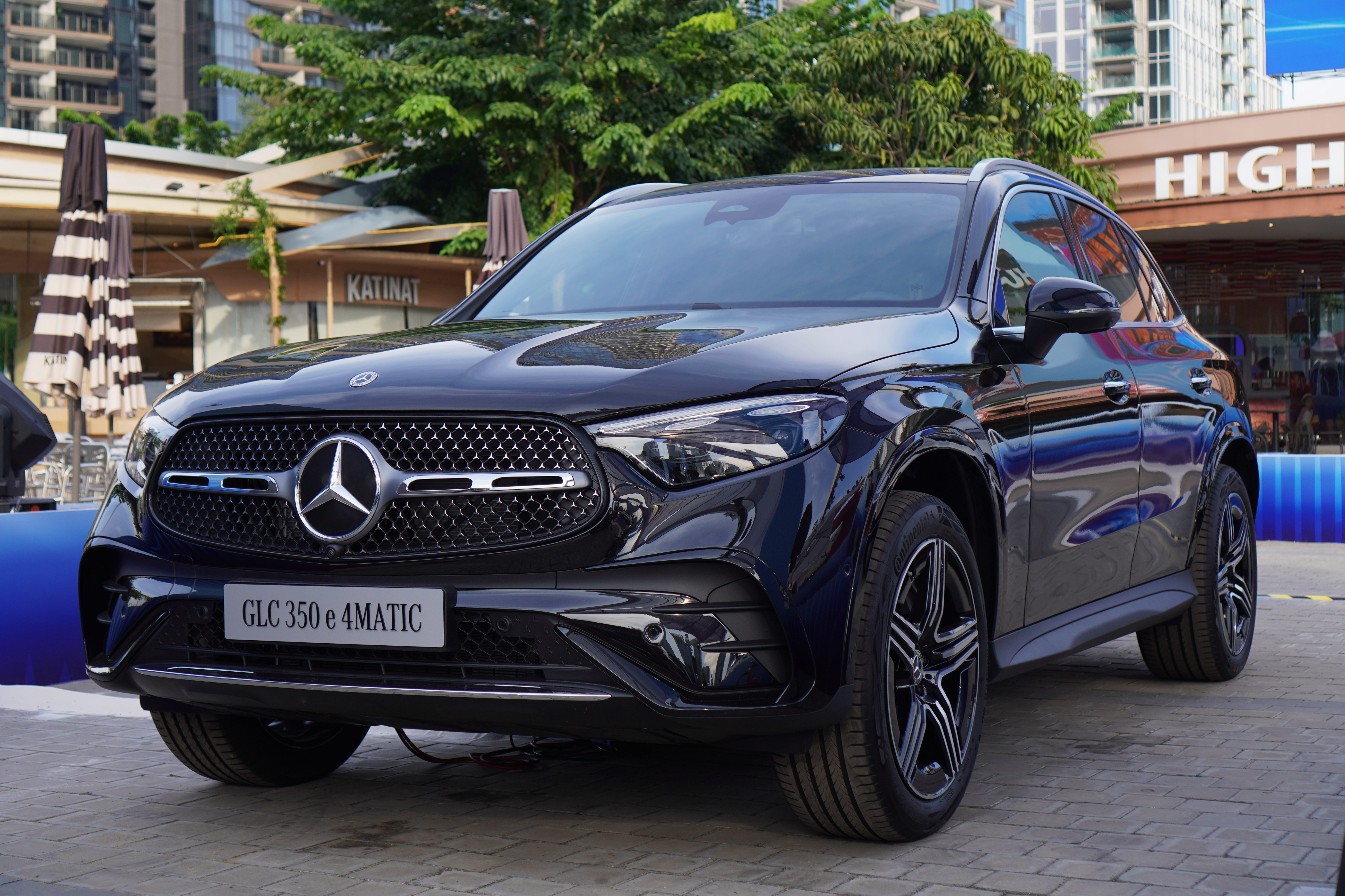 Có gì trên Mercedes-Benz GLC 350 e - mẫu SUV PHEV giá dưới 3 tỷ đồng?