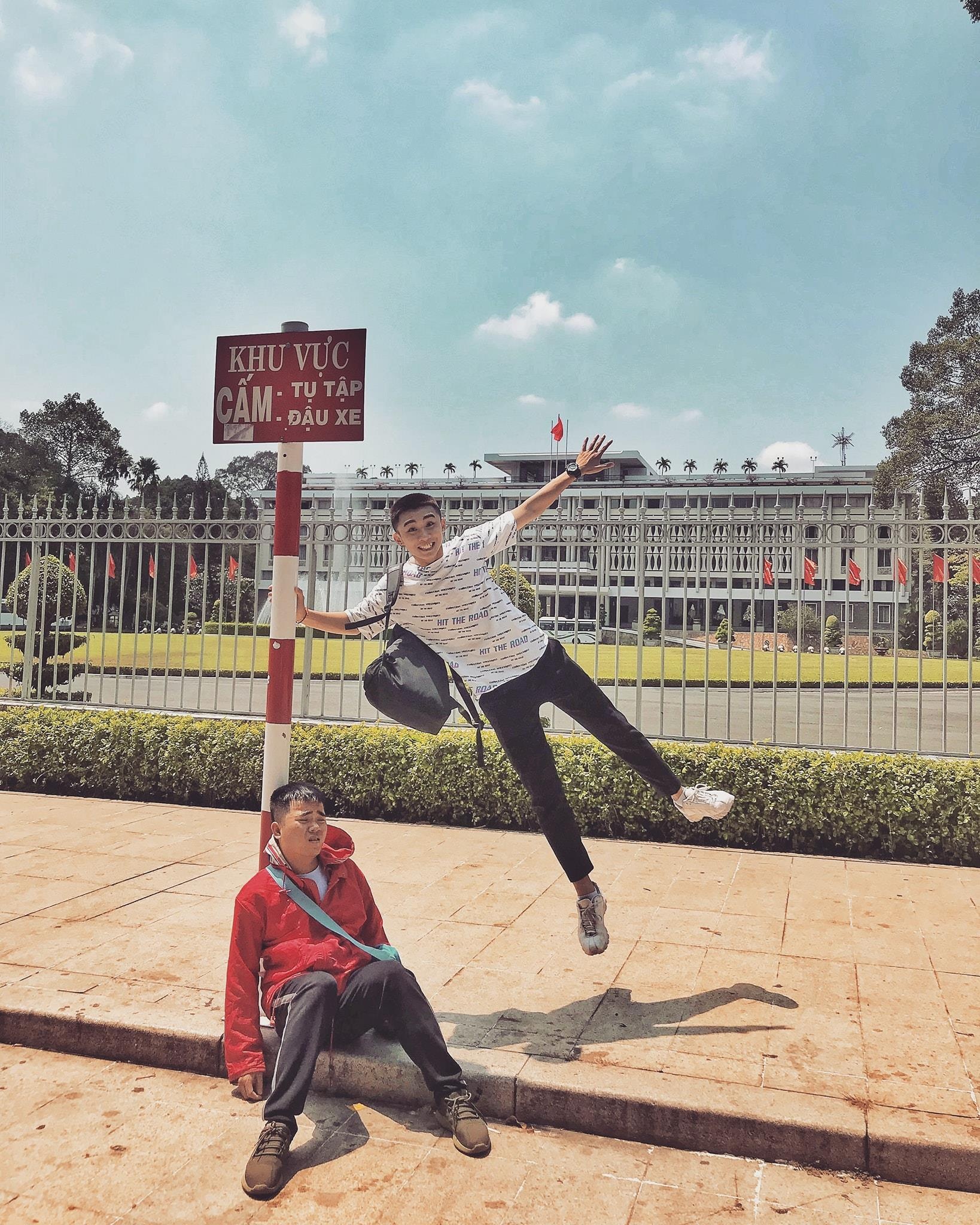 chang trai chup anh khap Sai Gon anh 6