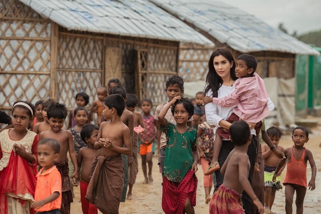 nhan sac Angelina Jolie cua Thai Lan anh 10