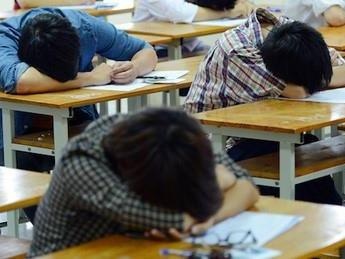 'Hang nghin sinh vien o Sai Gon bi duoi hoc la dung' hinh anh