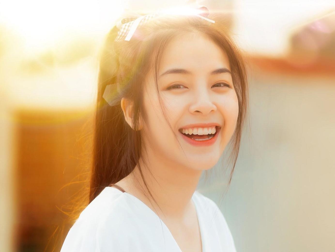 Ve ngoai xinh dep, ngay cang goi cam cua 9X dong 'Quynh bup be' luc be hinh anh