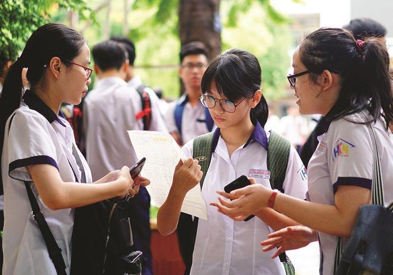 So GD&DT Nghe An noi ve de thi Van lop 10 giong de khao sat hoc ky hinh anh