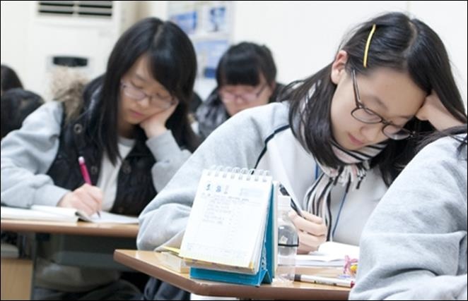 áp lực thi đại học ở Hàn Quốc ảnh 2 ap luc thi dai hoc o Han Quoc anh 2