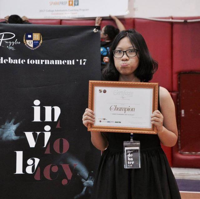 thi THPT quoc gia 2019 anh 9