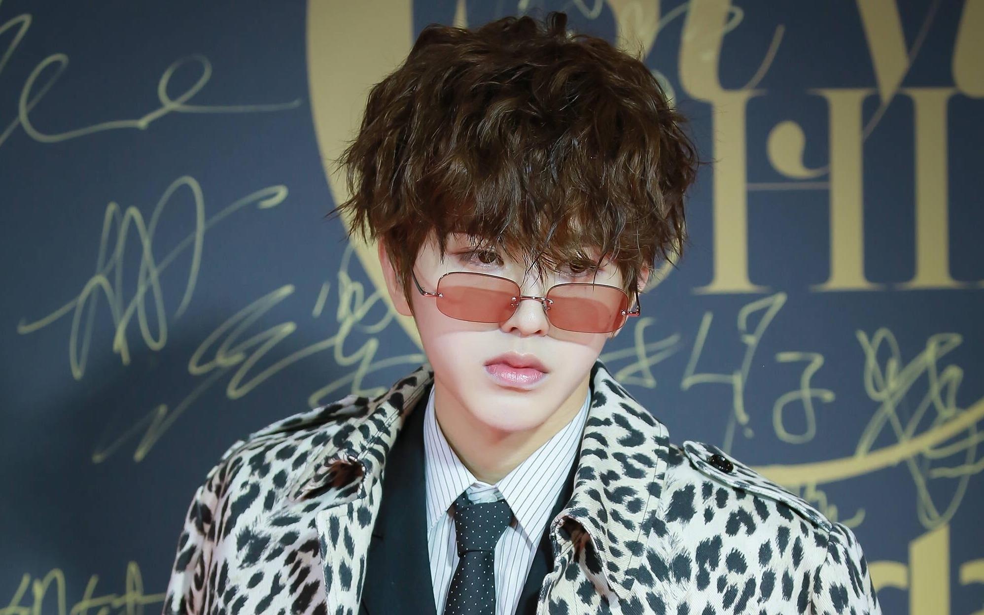 Hao phong ung ho than tuong, fan Trung Quoc mat trang tien hinh anh