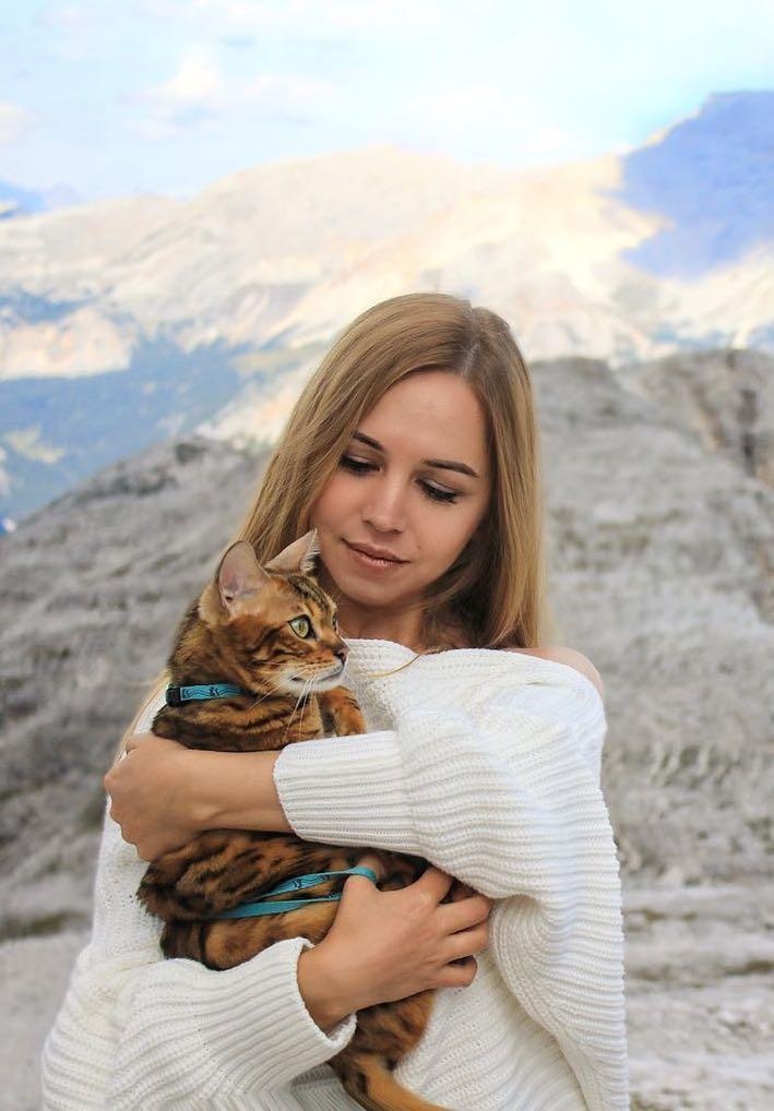 co gai va chu meo di du lich anh 4