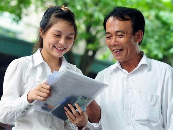 890 thi sinh dau tien trung tuyen DH Bach khoa TP.HCM hinh anh