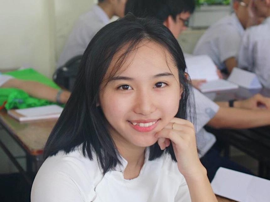 10X duy nhat dat diem 10 mon Hoa tai TP.HCM tung bi ap luc ve diem so hinh anh