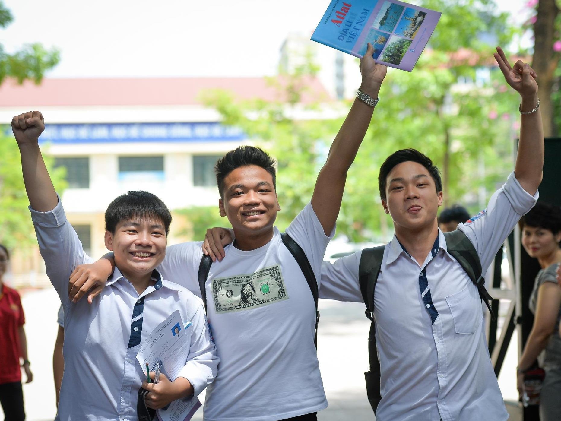 20 truong dai hoc cong bo diem san hinh anh