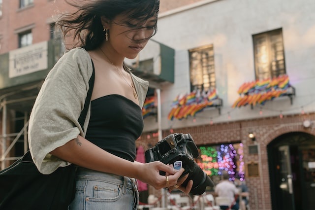 Nghe phu kiem tien gap 4-5 lan cong viec chinh hinh anh