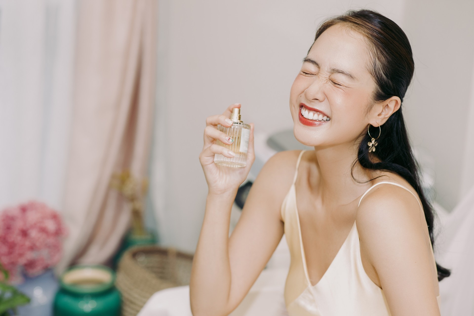 Chi tien trieu de hoc cach la chinh minh, nhung dep hon hinh anh