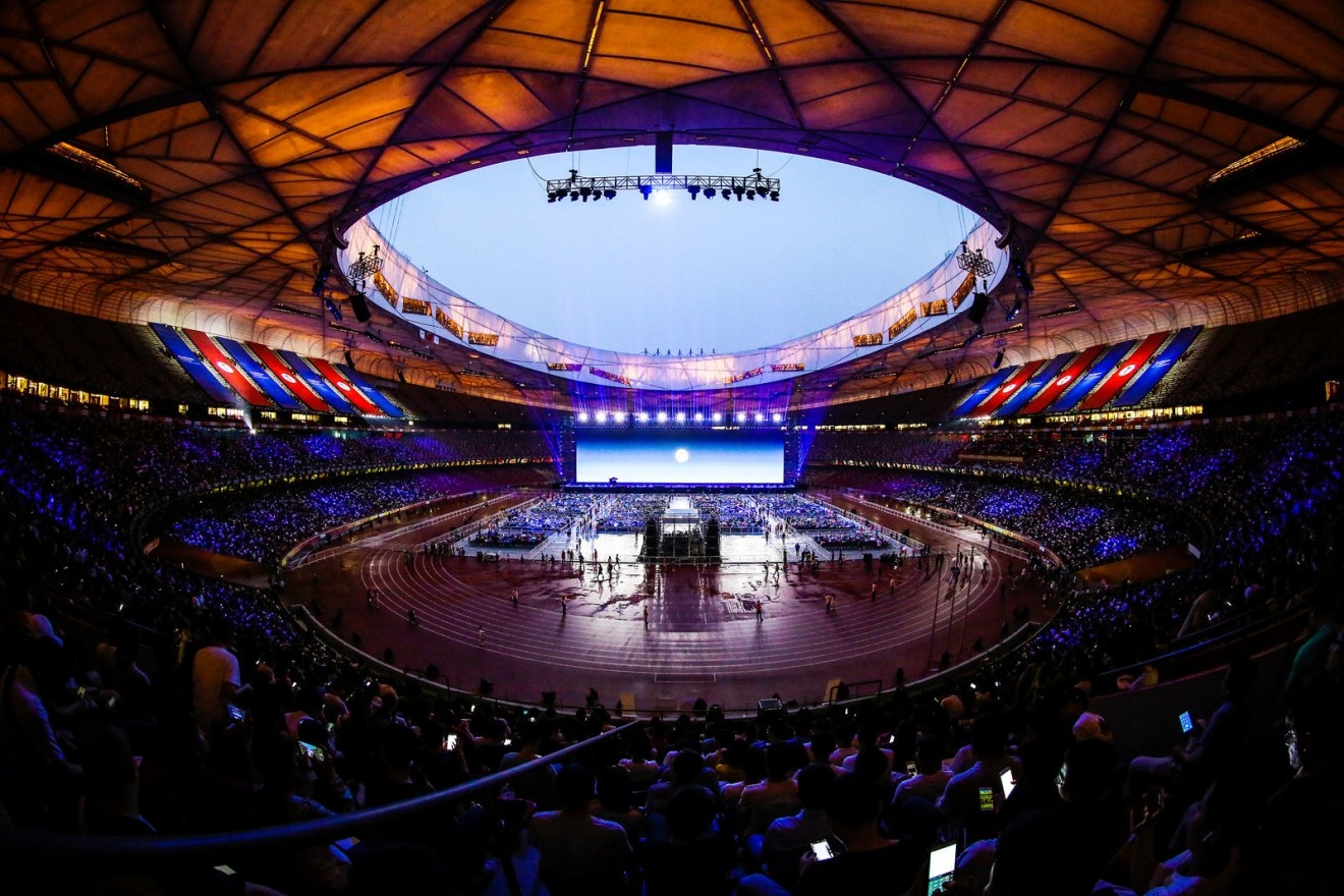 Luo Yonghao,  livestream,  ban hang qua livestream anh 1